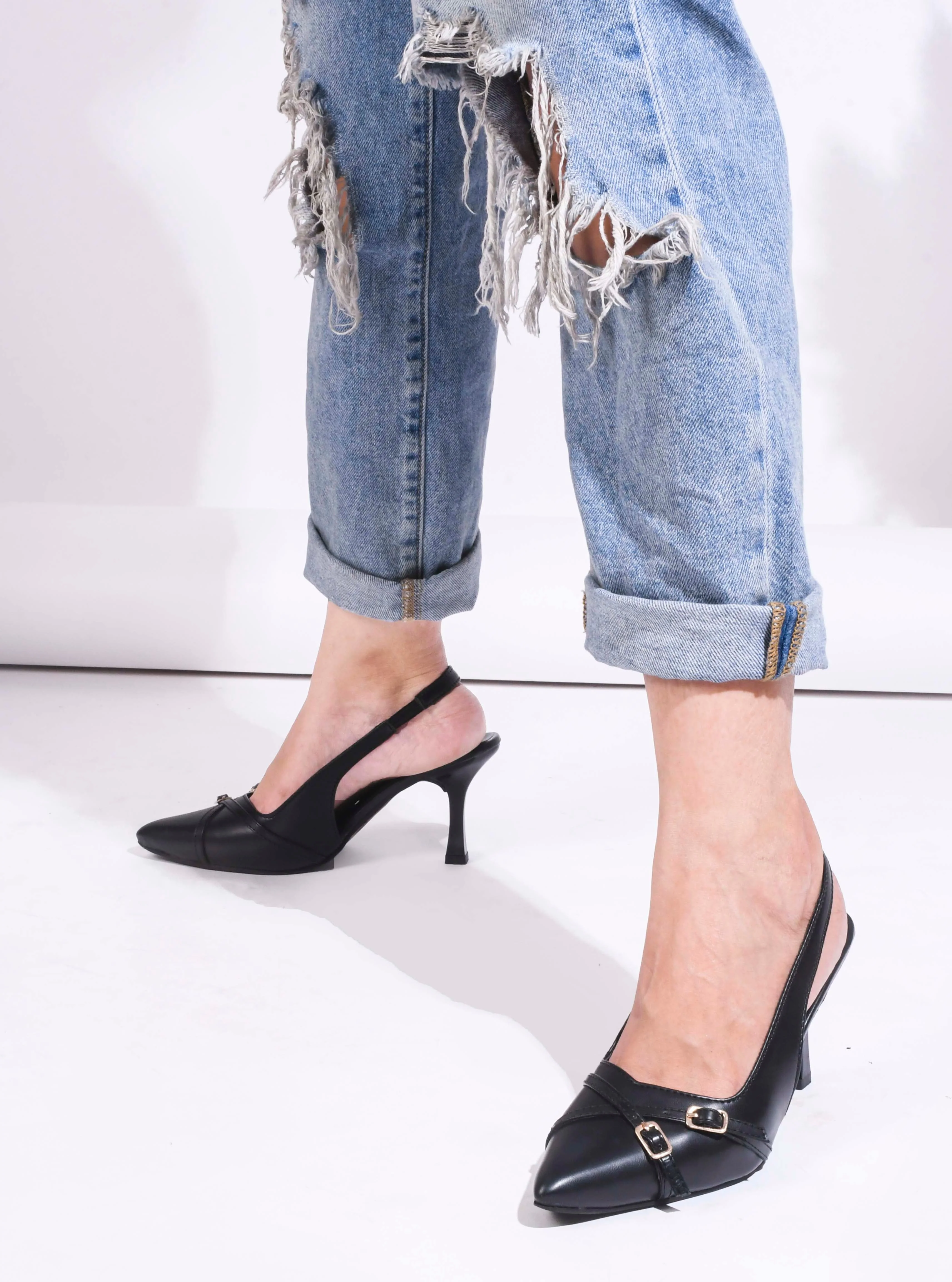 Belt buckle detail slingback stiletto pointed toe heel - Image 4