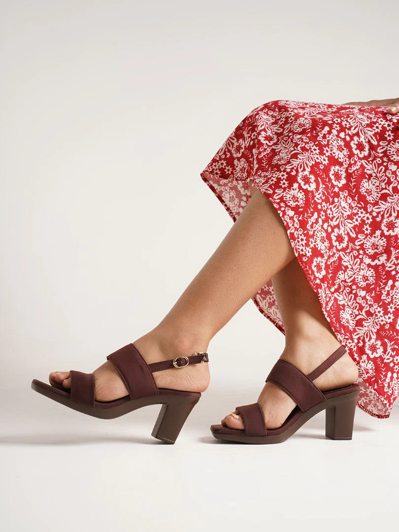 Block Heel Sandals with Broad Straps and Slingback Design - Image 7