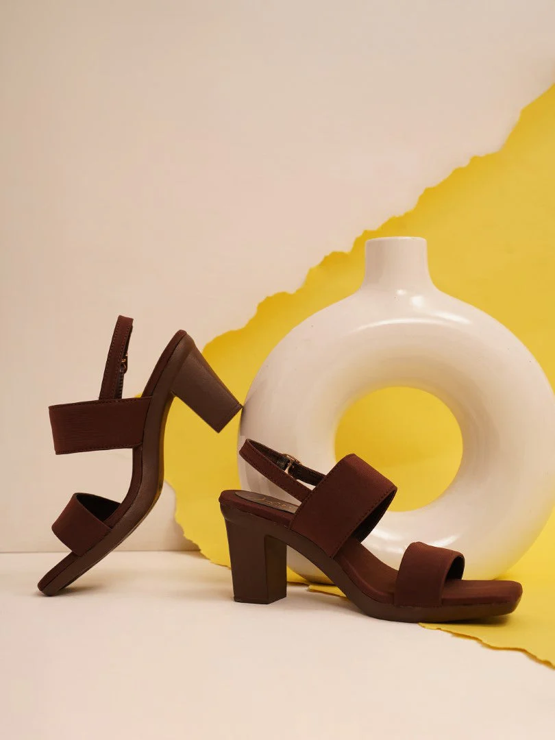 Block Heel Sandals with Broad Straps and Slingback Design - Image 9