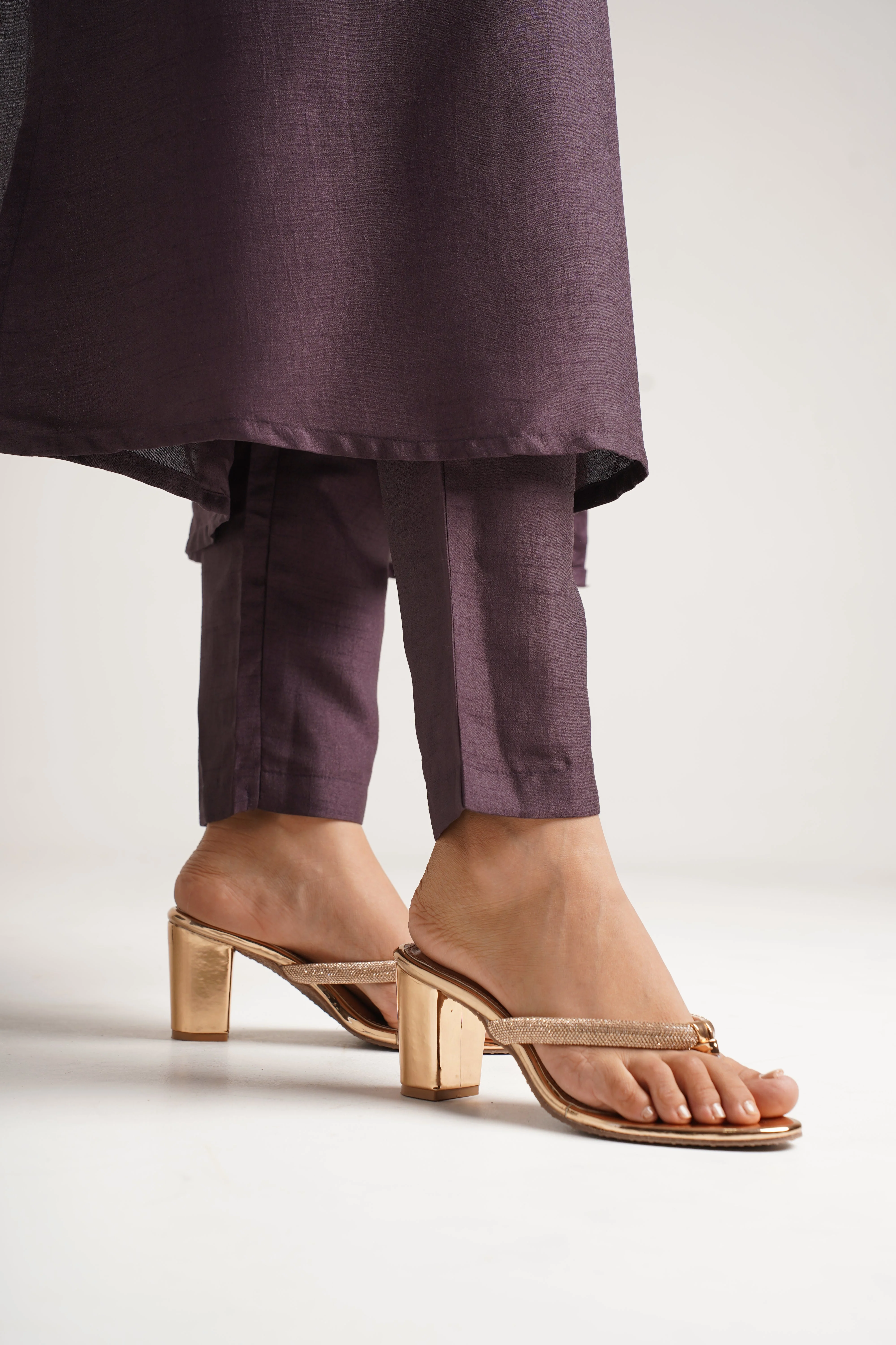 Jm Looks Embellished Thong Block Heel Sandals - Image 11