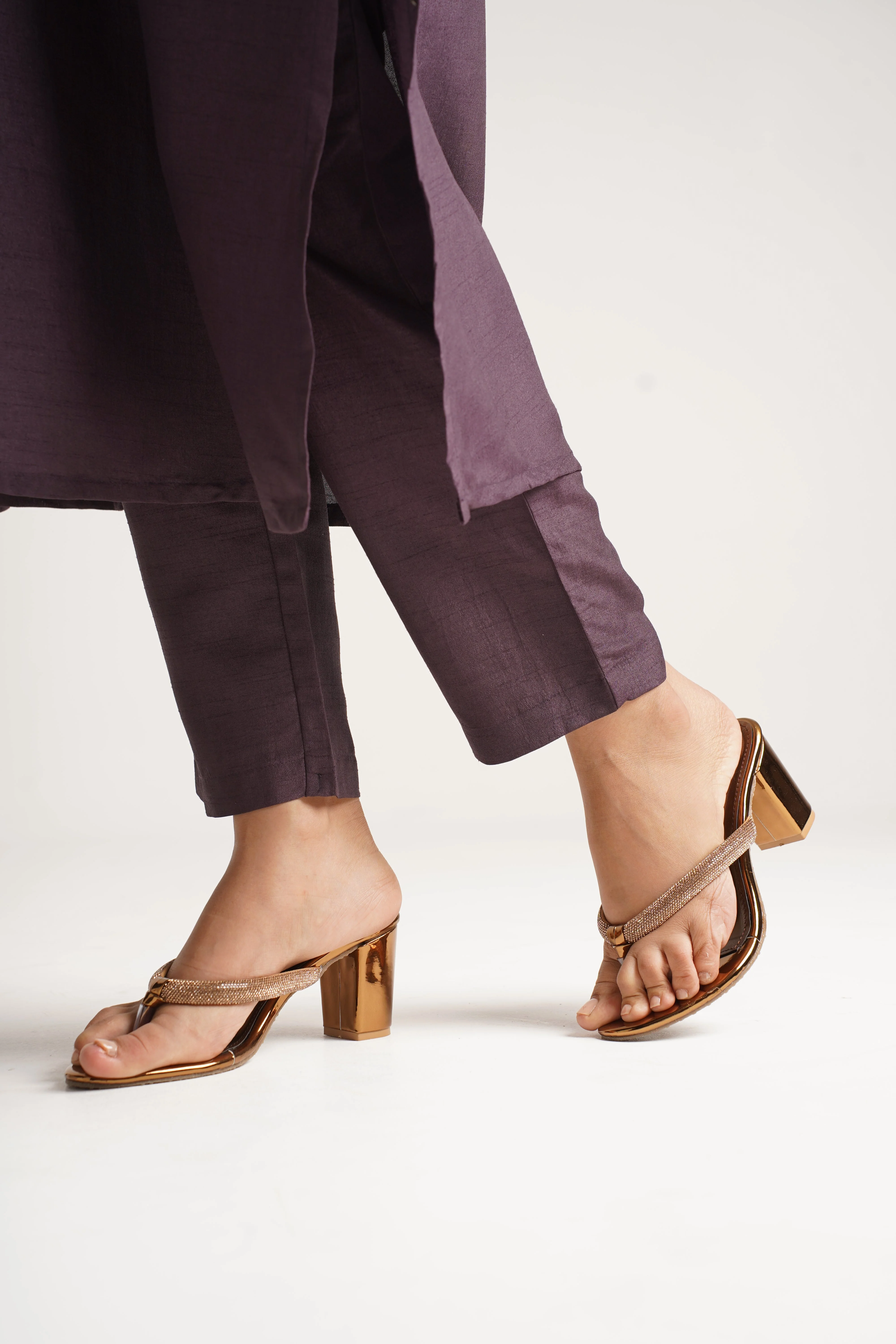 Jm Looks Embellished Thong Block Heel Sandals - Image 2