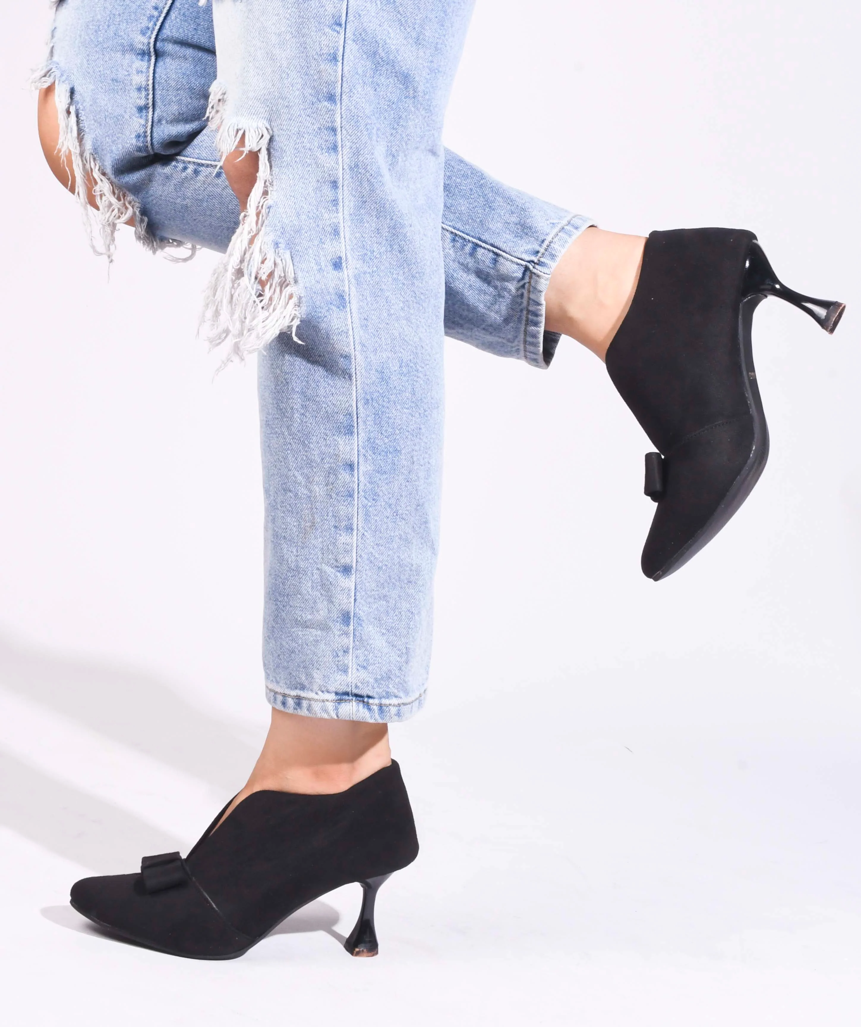 Jm Looks Women's Bow Detail V-Cut Heels - Image 9