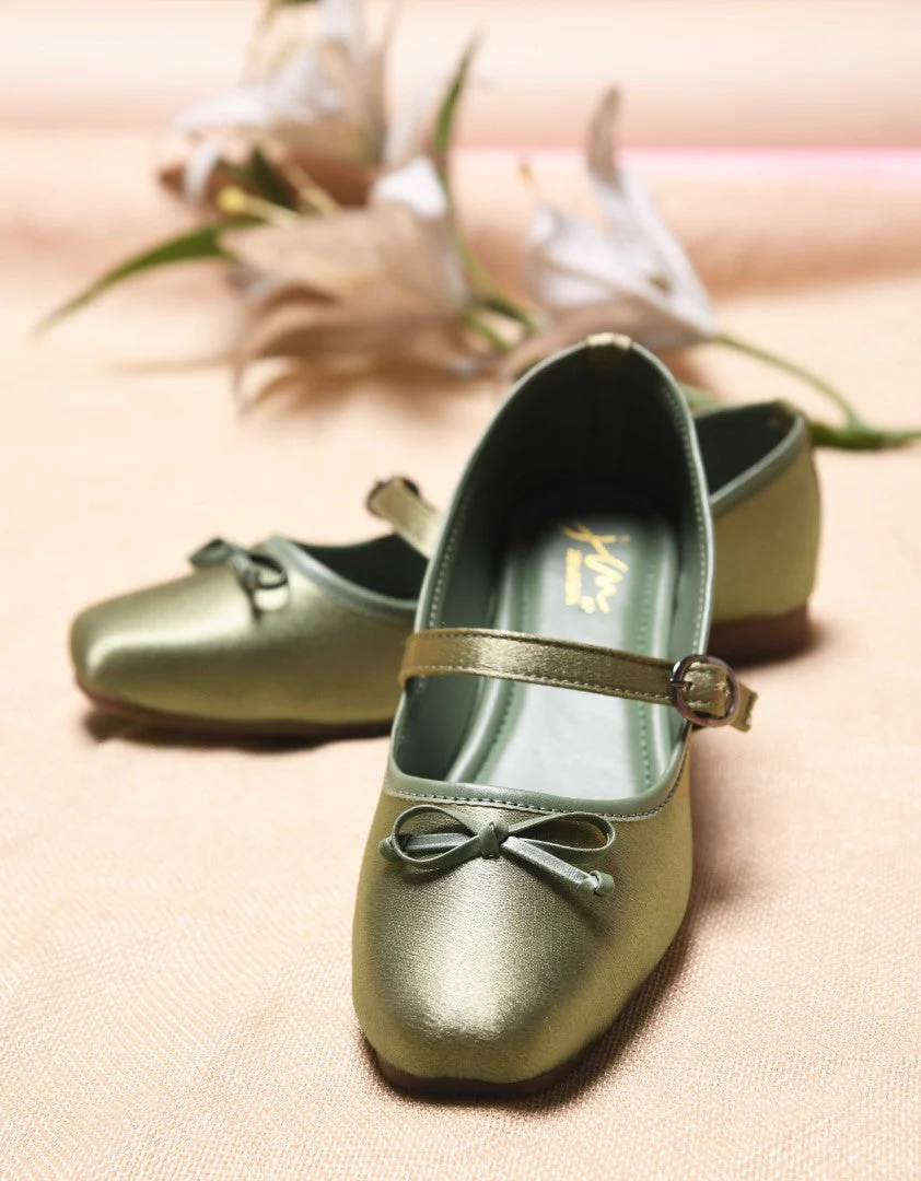 Bow Flat Square Toe Mary Jane Shoes - Image 11
