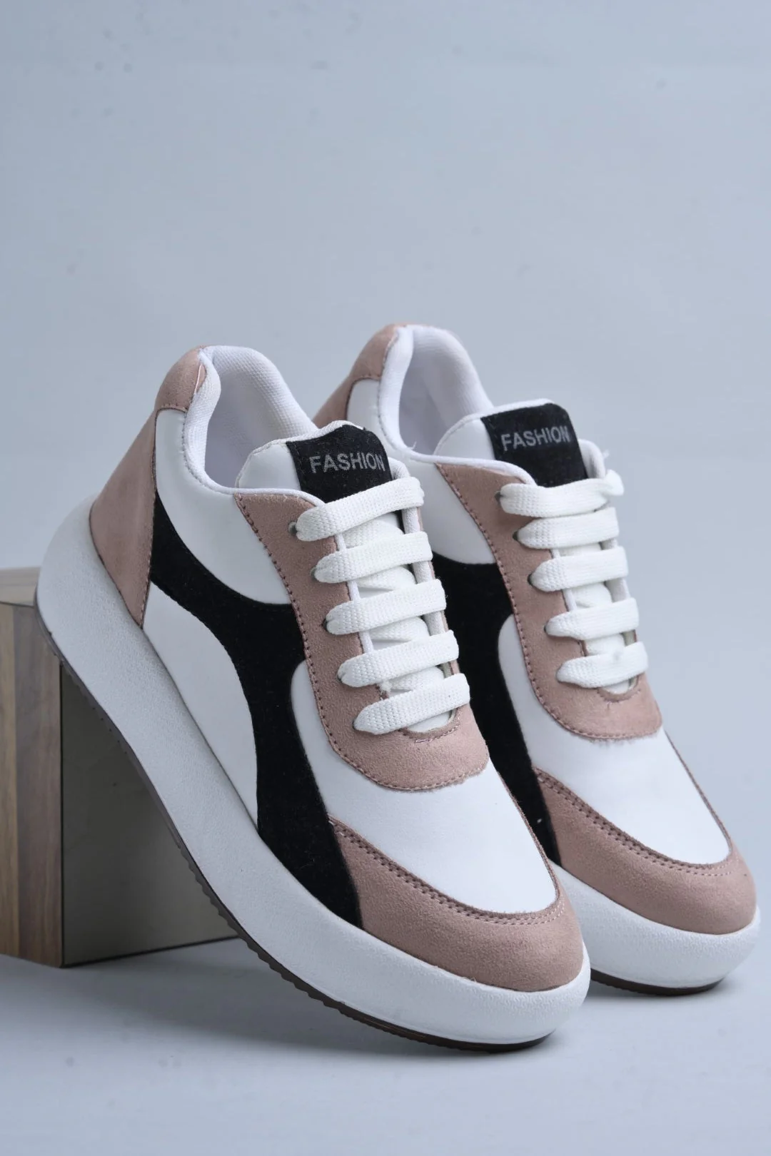 Jm Looks Modern Panel Platform Sneakers - Image 3