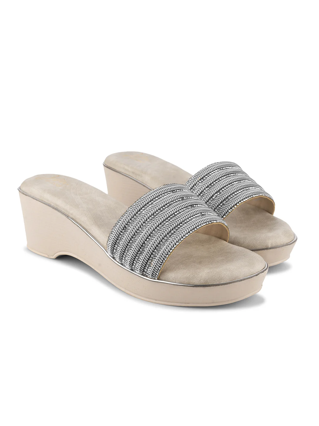 Casual Wedge Heel Sandals with Beaded Strap Design - Image 11