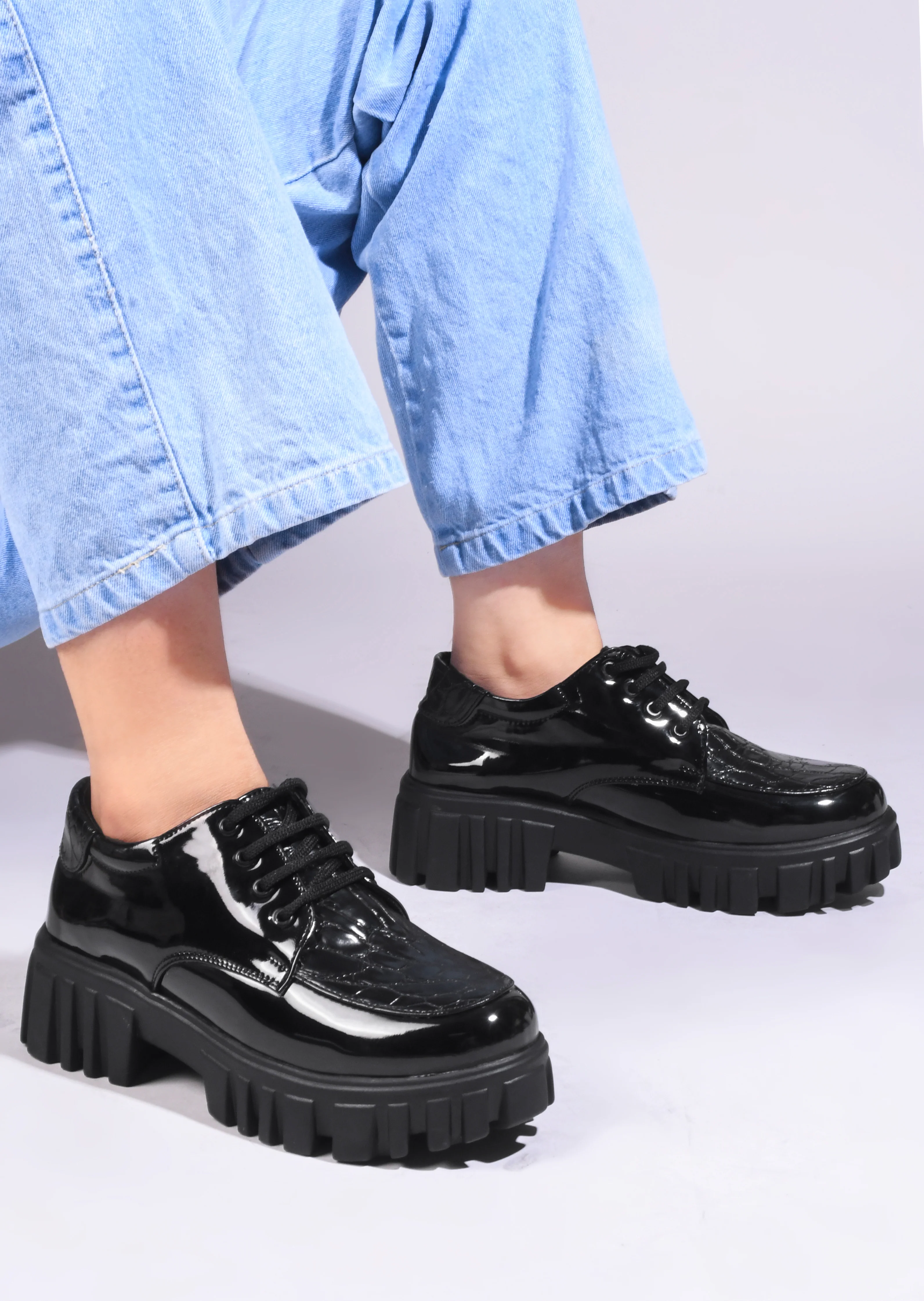 Jm Looks Women's Lug Sole Lace-Up Derbies - Image 7