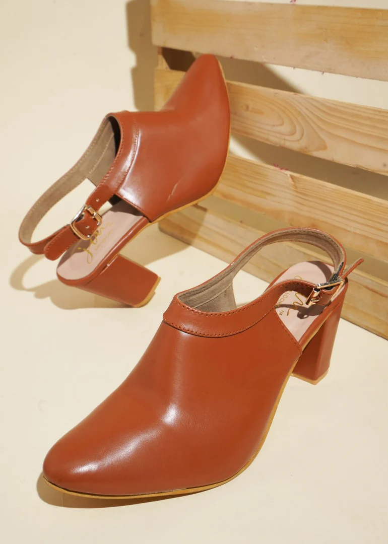 Chunky Heeled Sandal with Ankle Strap - Image 12
