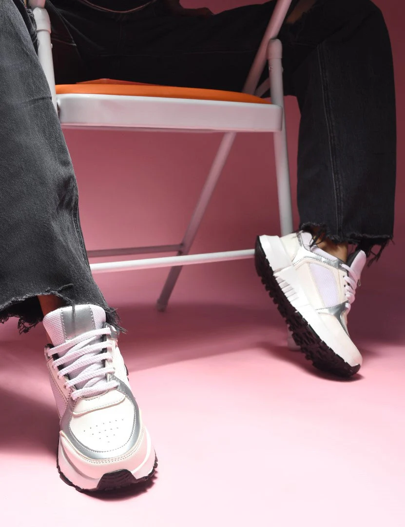Chunky Sneakers with a Stylish Design and Comfy Fit - Image 9