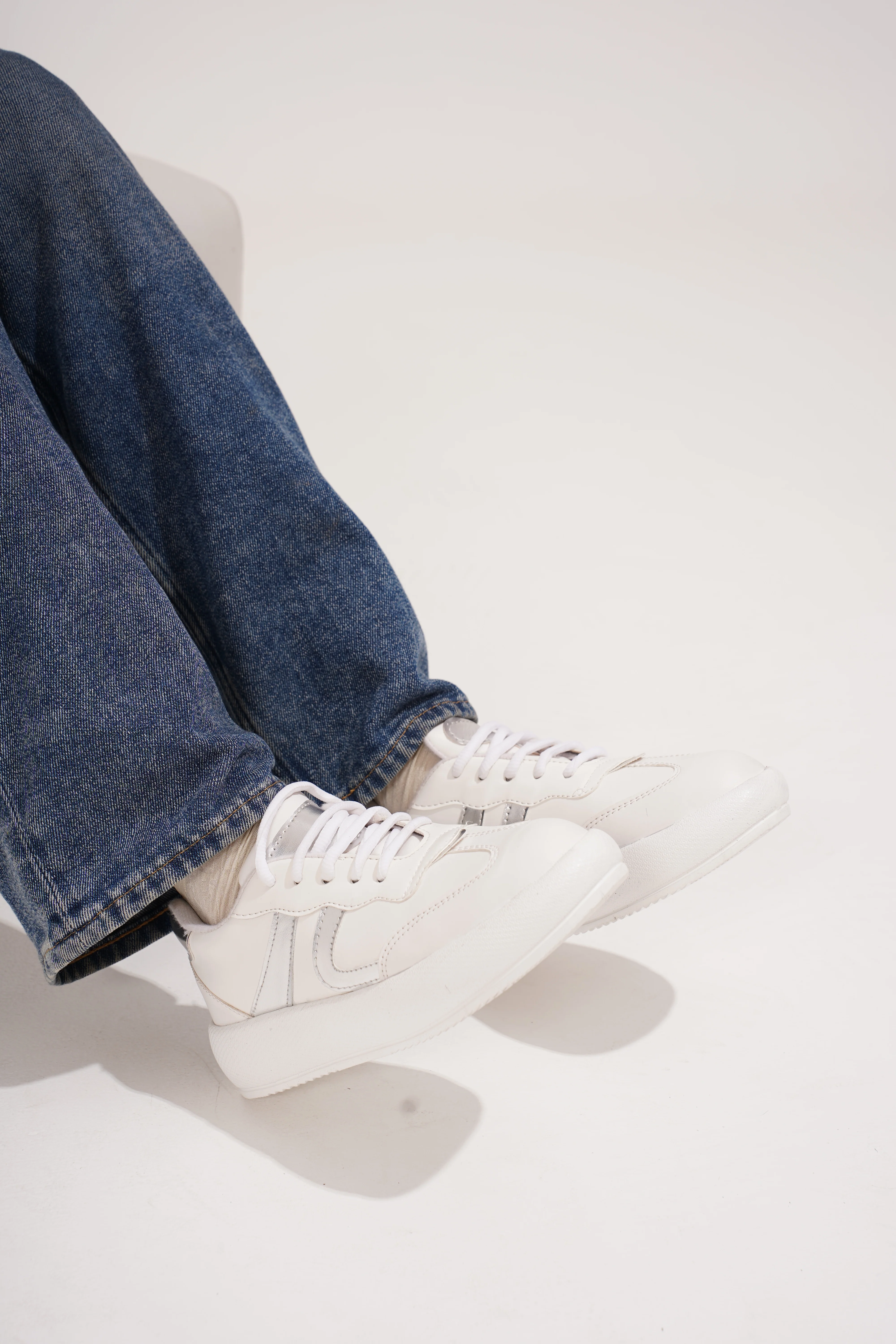 Jm Looks Casual Panel Detail Lace-Up Sneakers - Image 15