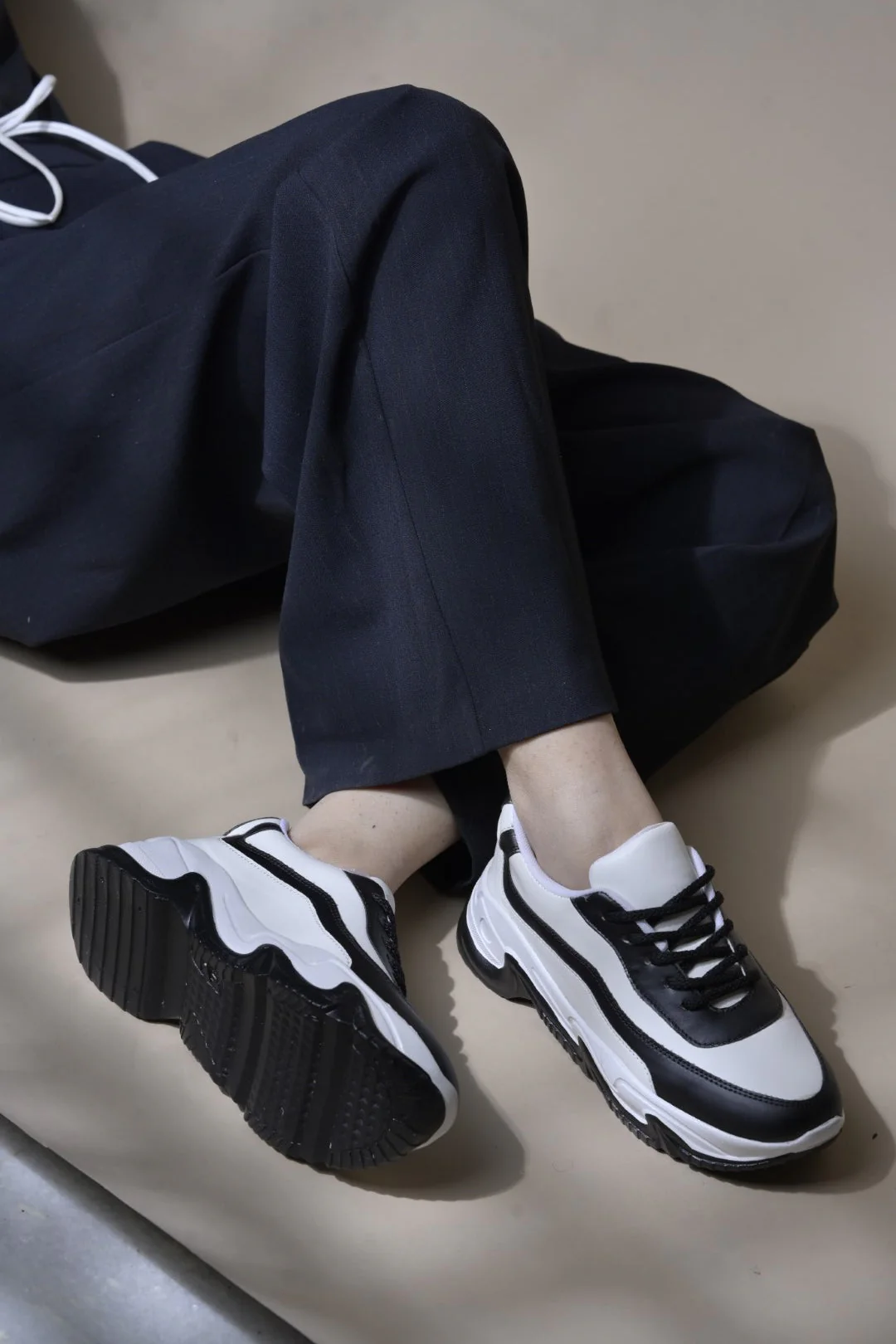 Jm Looks Sporty Contrast Panel Sneakers - Image 7