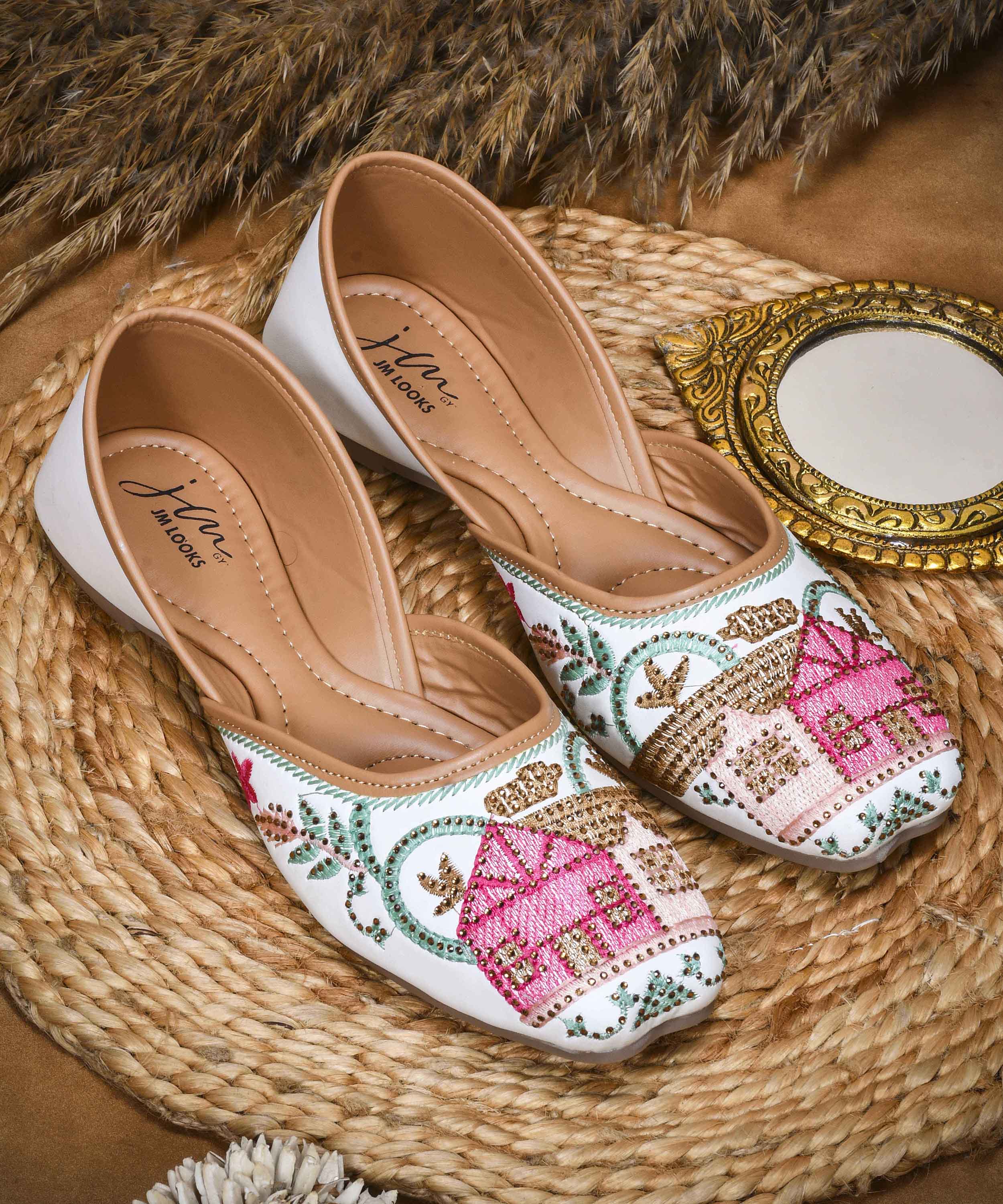 Classic Ethnic Jutti with Premium Craft Embellishments - Image 16