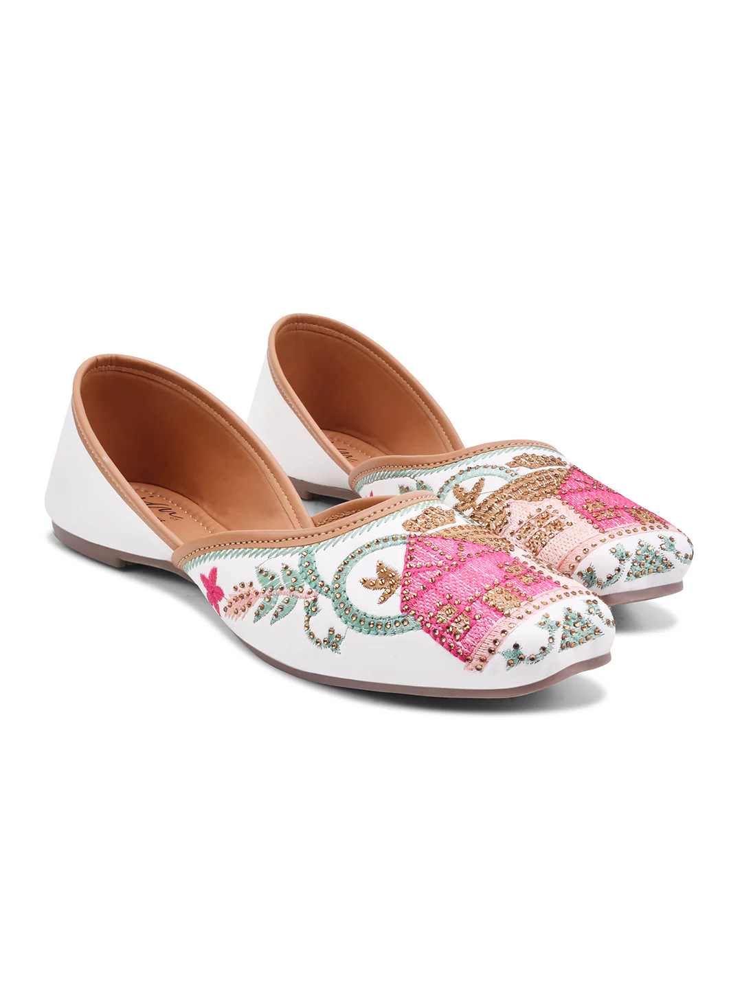 Classic Ethnic Jutti with Premium Craft Embellishments - Image 17