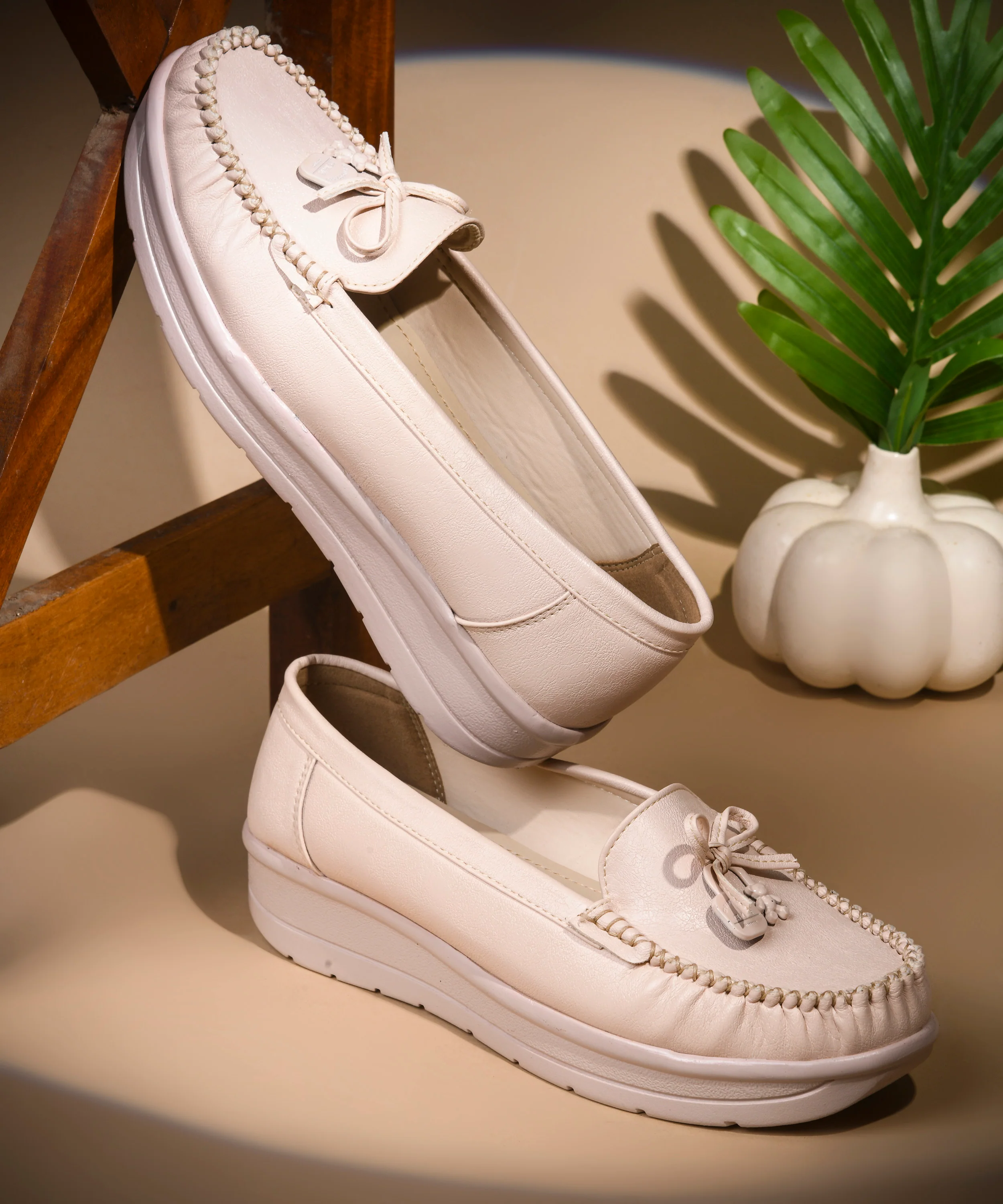 JM LOOKS Classic Moc Toe Loafer with Tassel Accent - Image 16