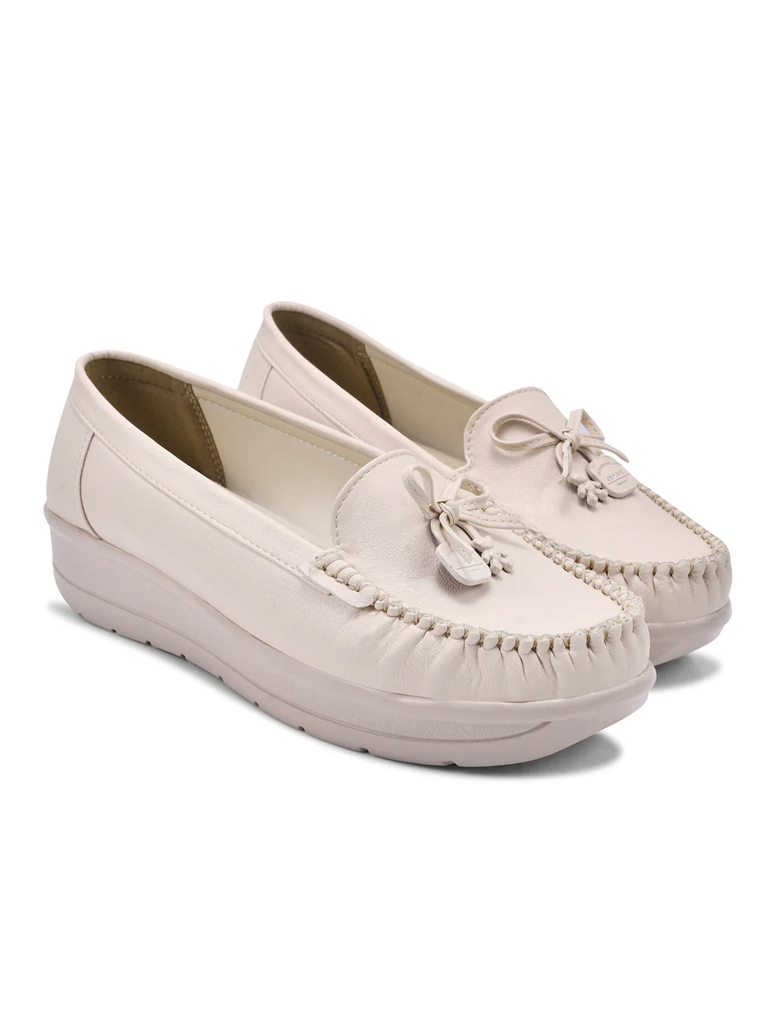 JM LOOKS Classic Moc Toe Loafer with Tassel Accent - Image 17