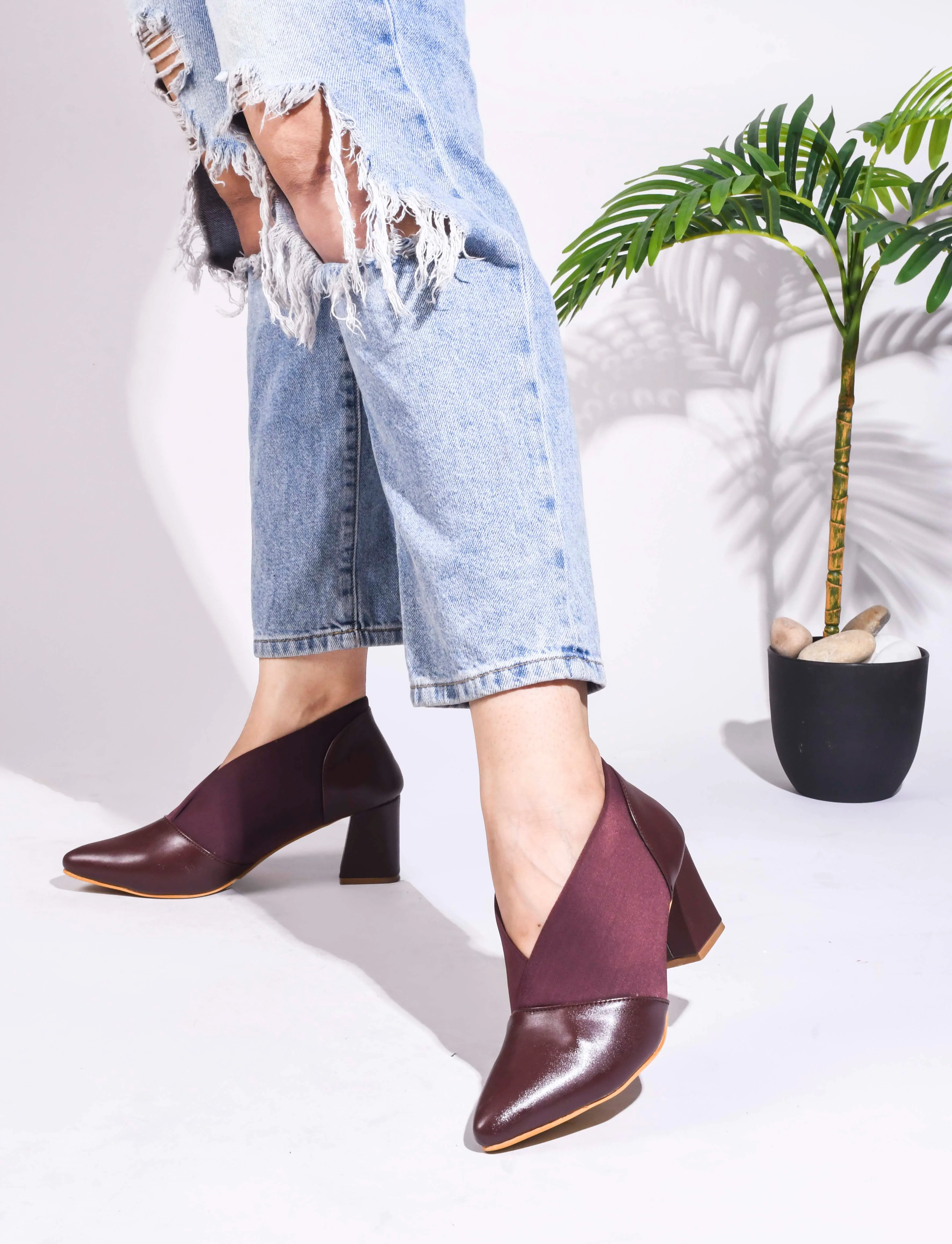 Jm Looks Women's Pointed Toe Block Heel Shoes - Image 9