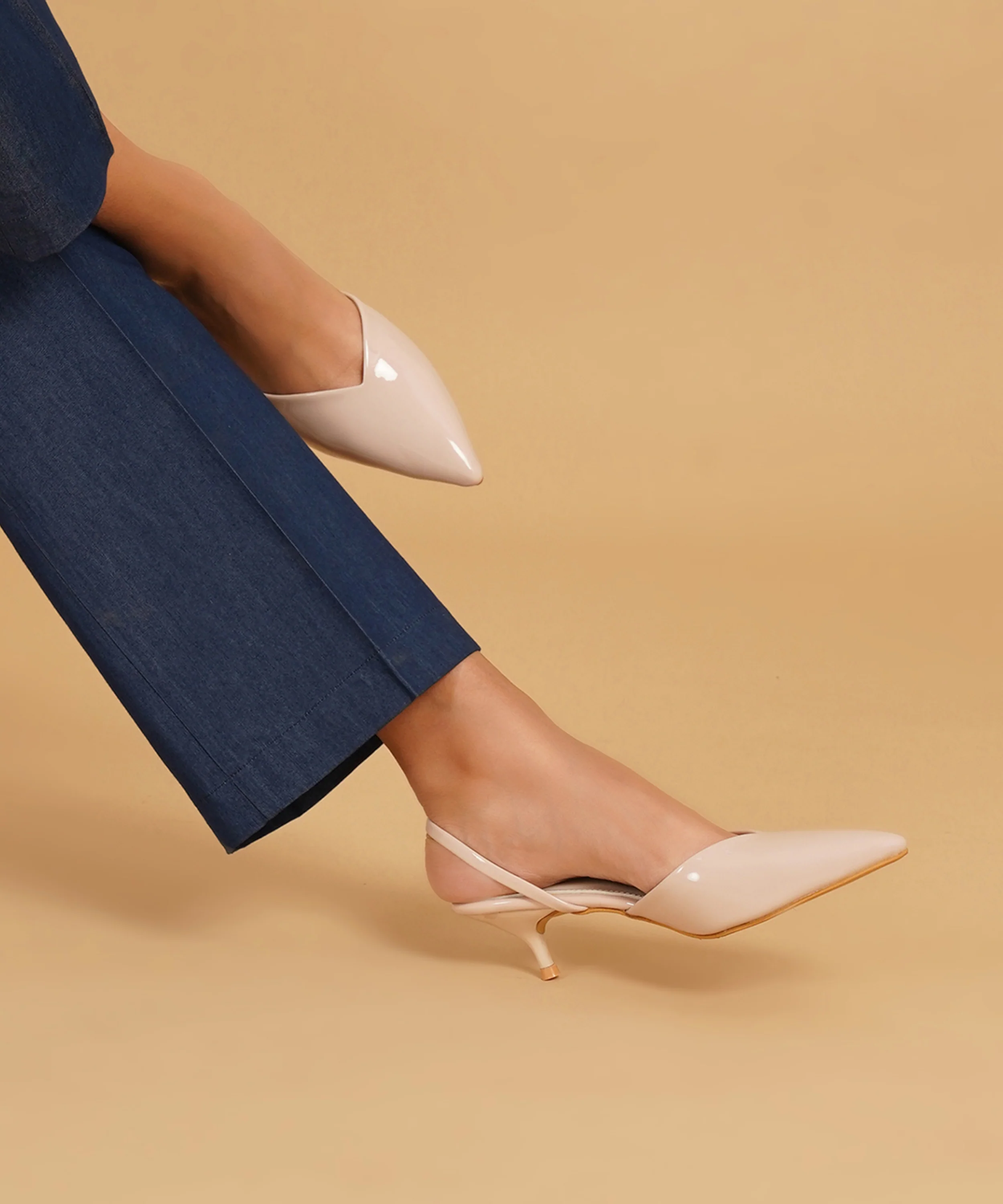 Closed Front Slingback Flats with Comfort Fit Design - Image 3