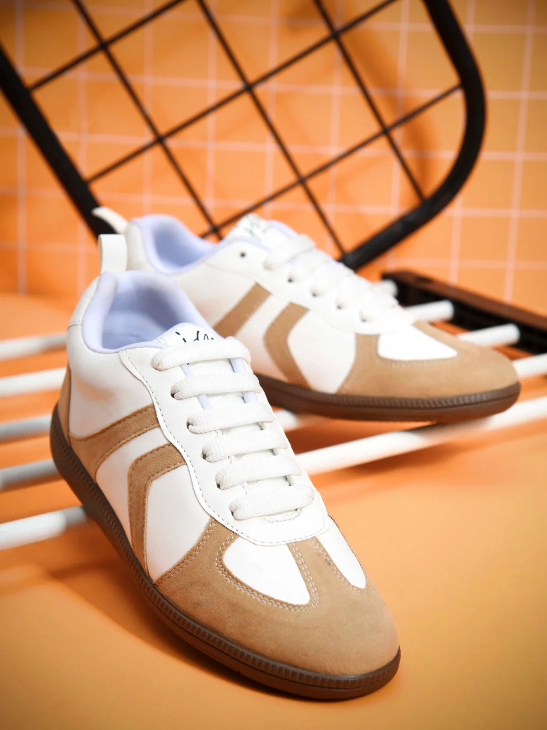 Colorblock Suede Trainer Sneaker - Image 19