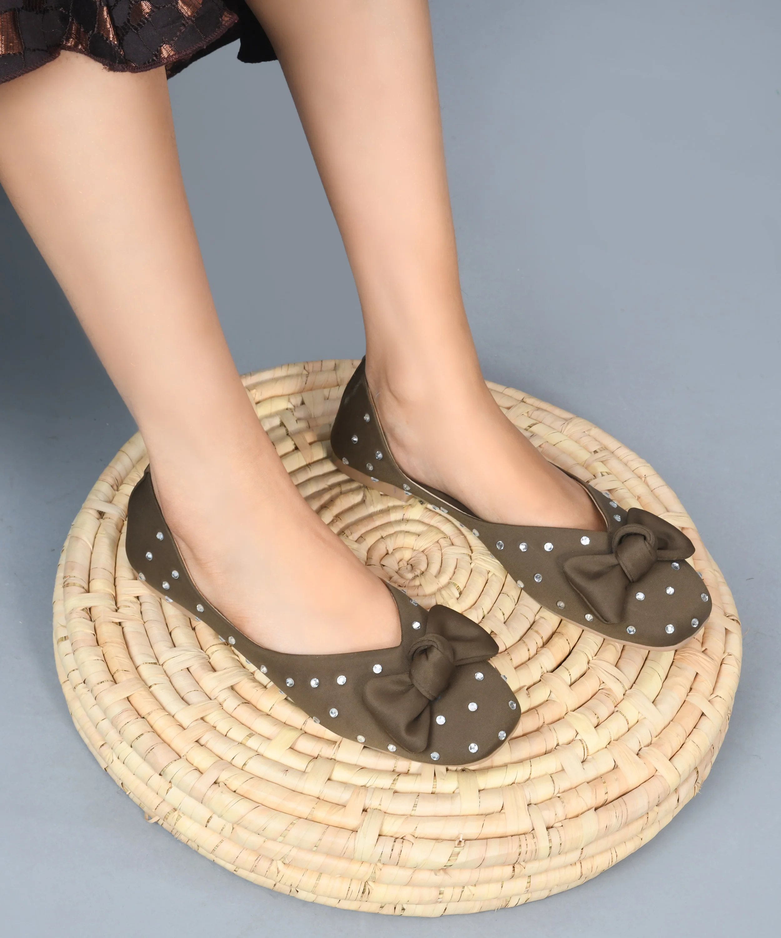 Comfortable Ballerina Flats with Decorative Bow - Image 17