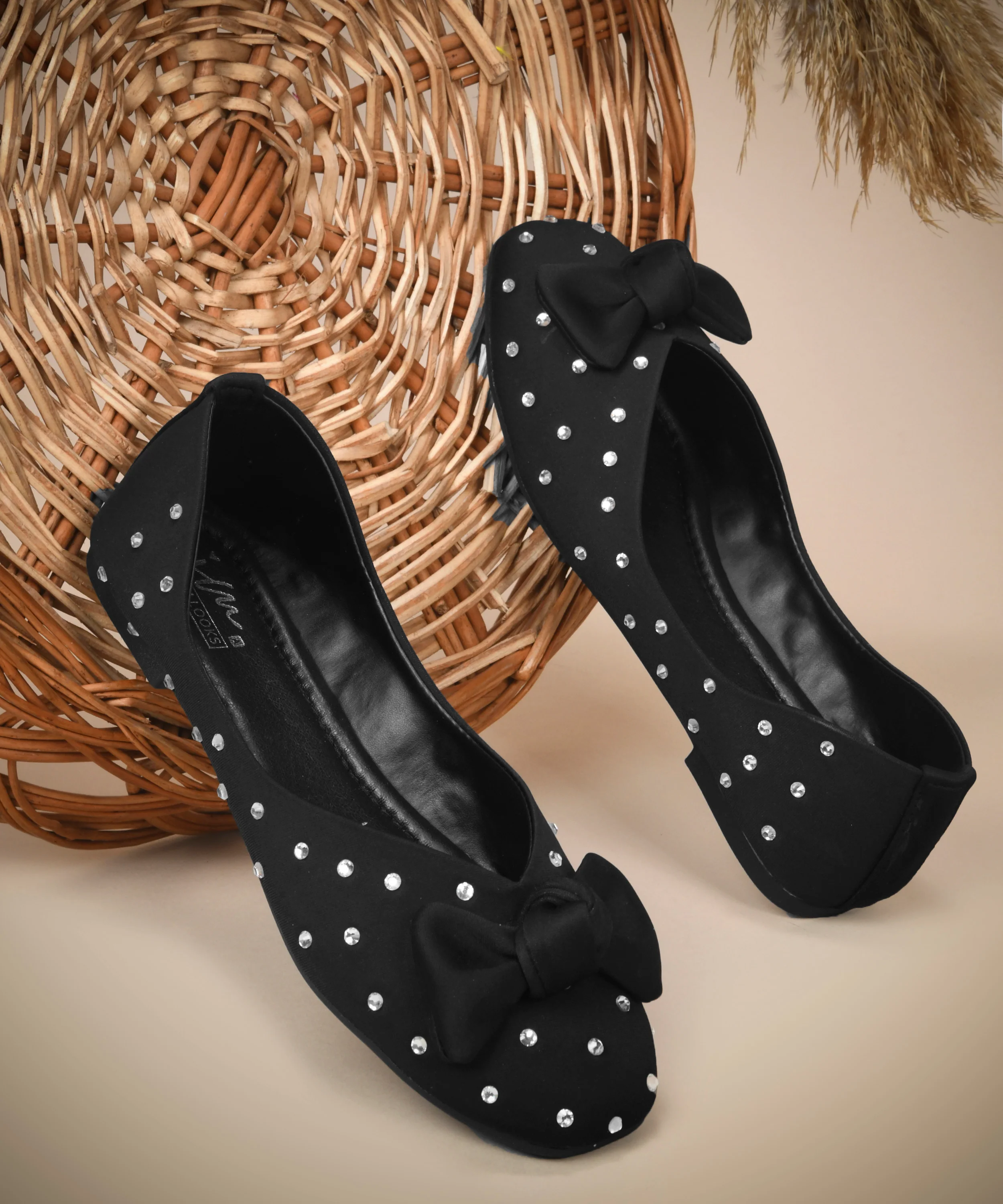 Comfortable Ballerina Flats with Decorative Bow - Image 3