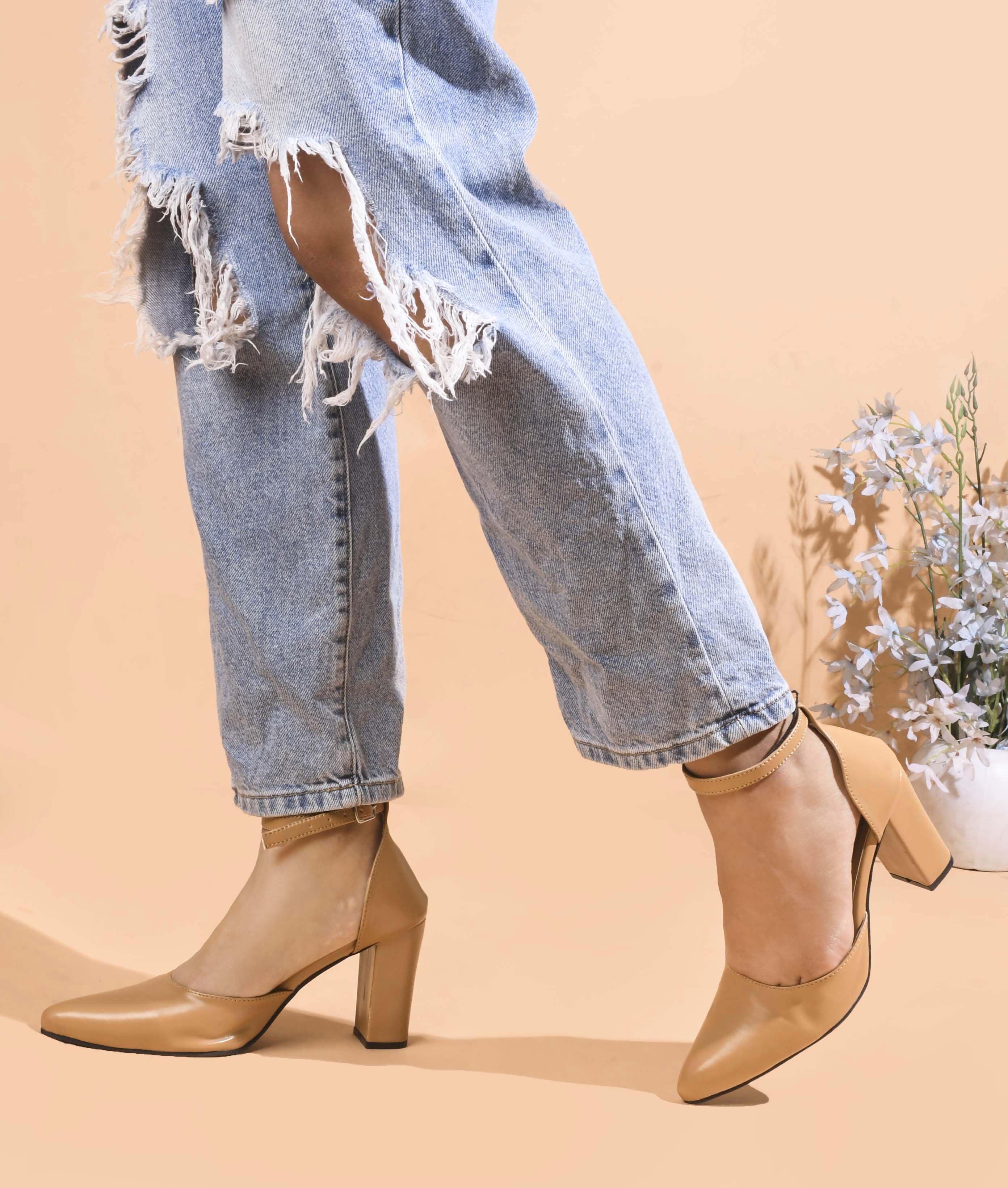 Jm Looks Women's Pointed Toe Block Heel Pumps - Image 10