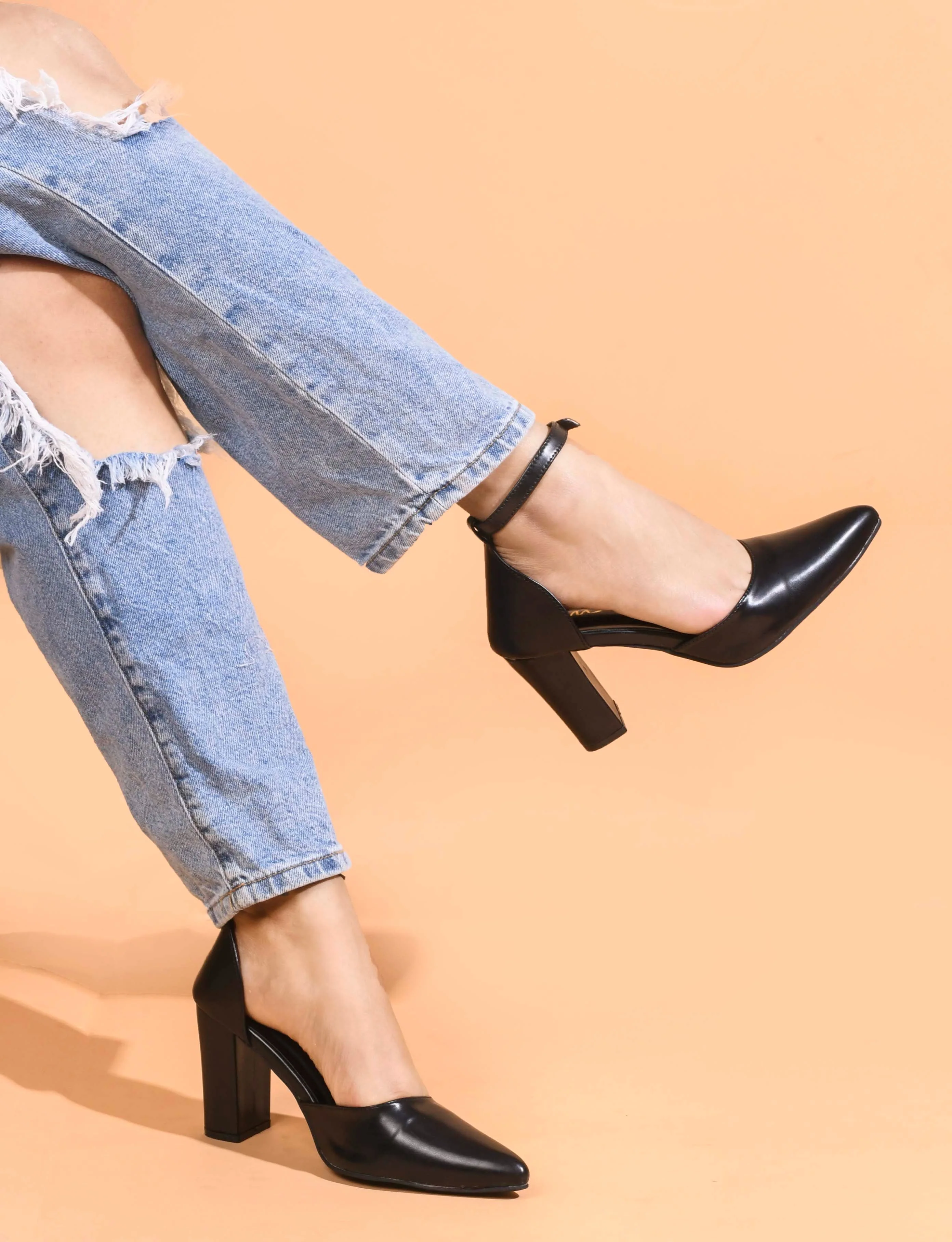 Jm Looks Women's Pointed Toe Block Heel Pumps - Image 3