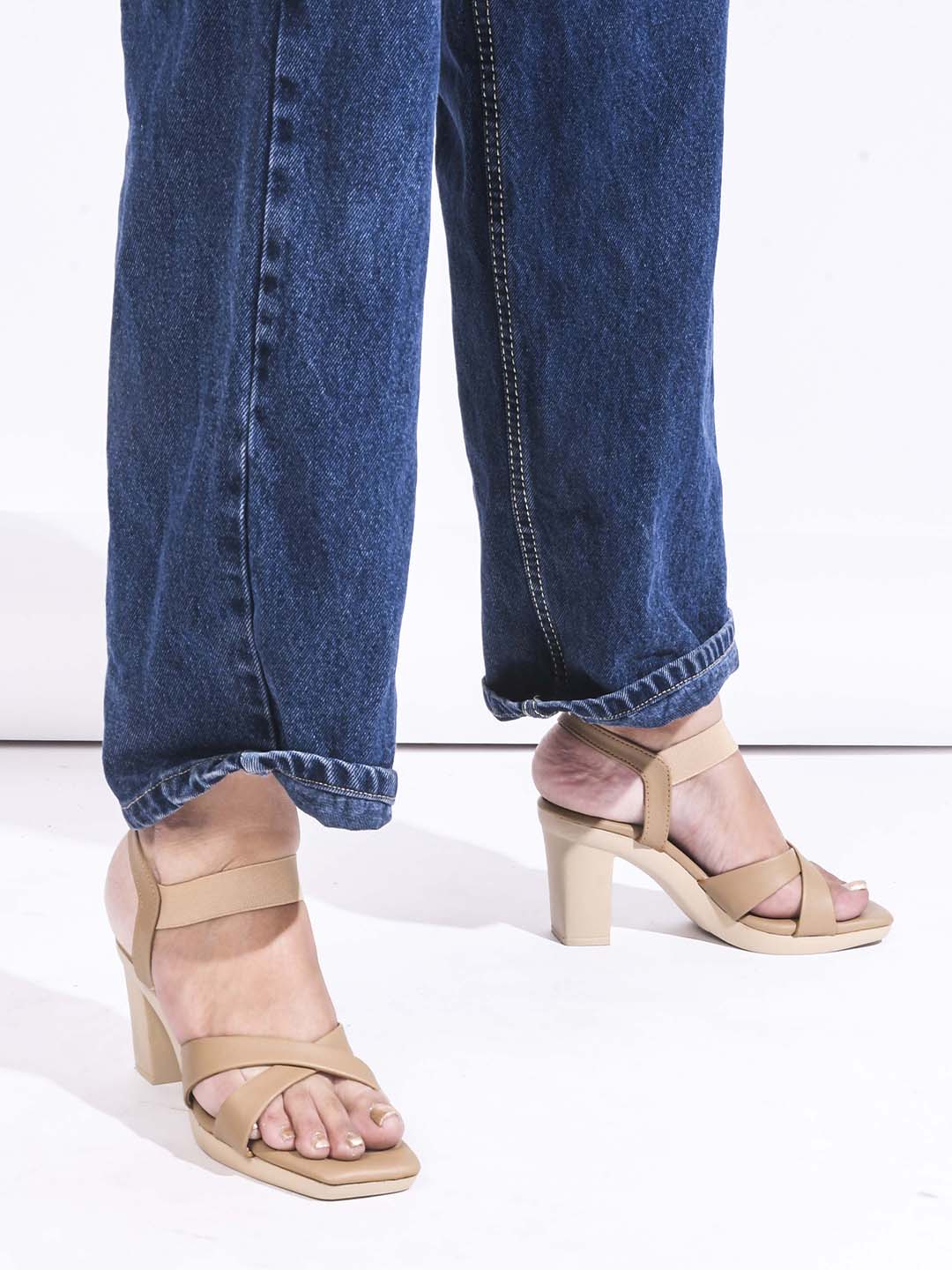 Jm Looks Women's Multi-Strap Sculpted Heel Sandals - Image 3