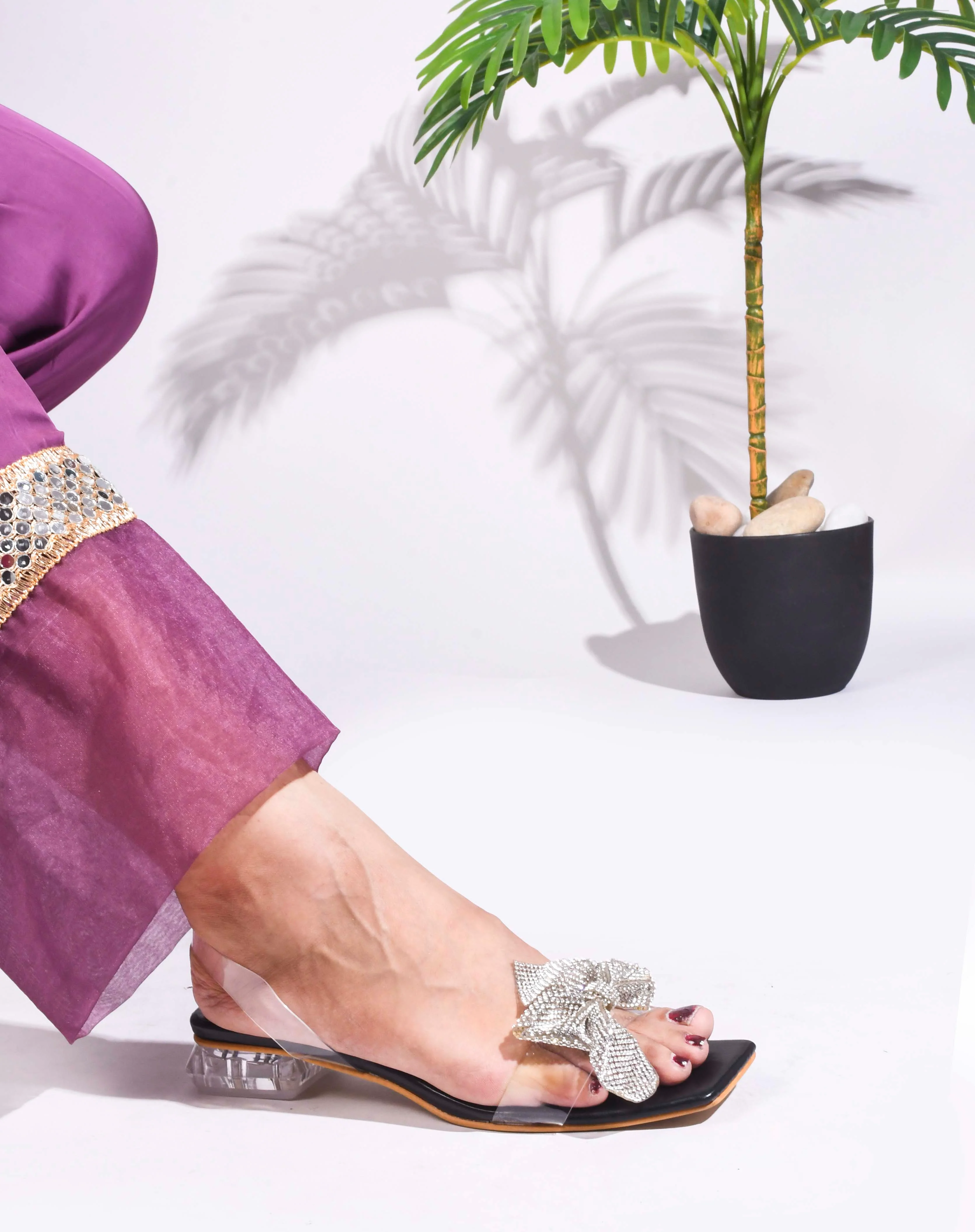 Jm Looks Women's Bow Embellished Clear Heels - Image 3