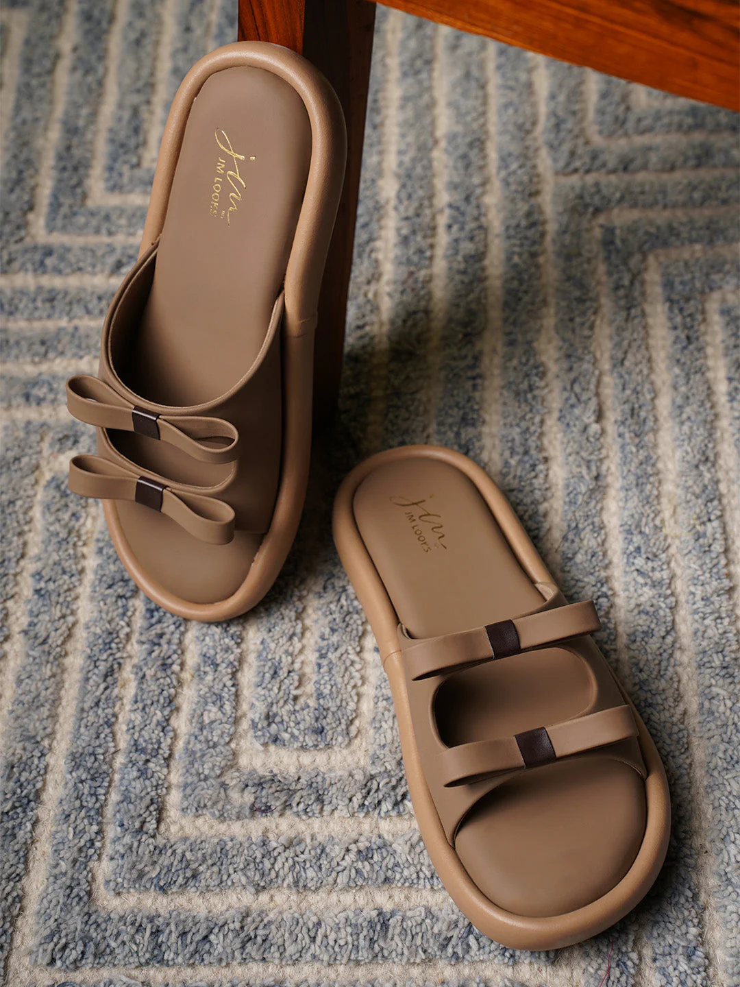 Double strap bow slides - Image 14