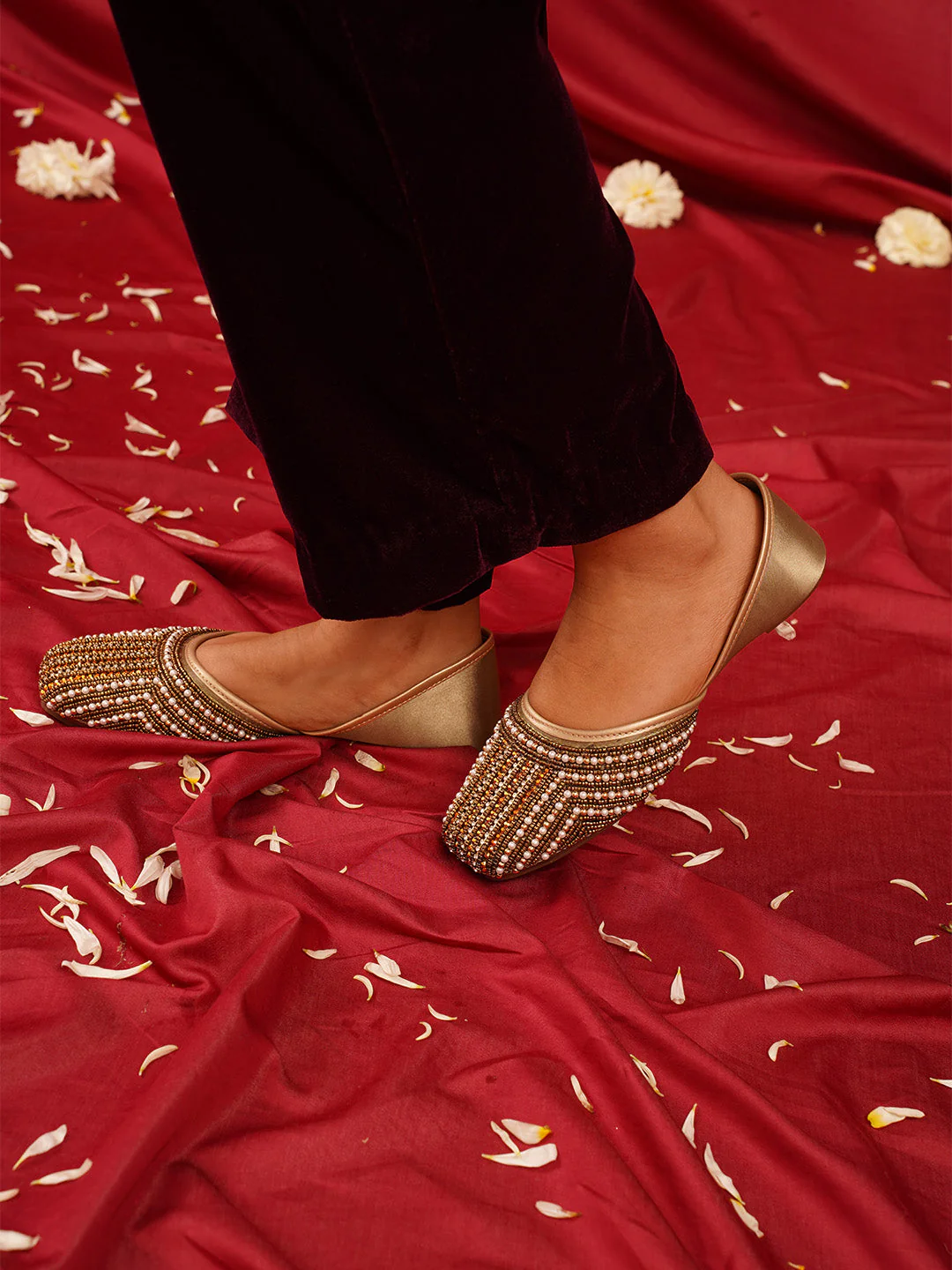 JM Looks Striped Beaded Festive Jutti - Image 7