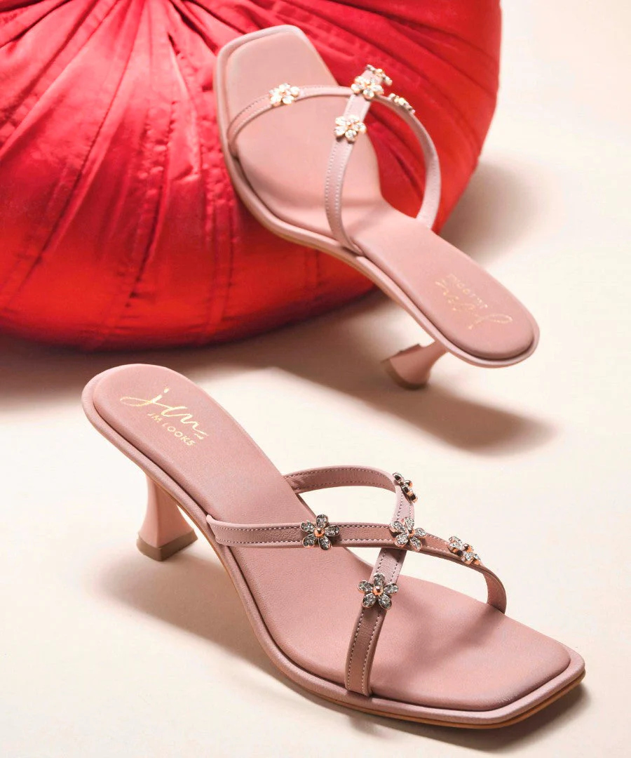 Elegant Heeled Sandals with Floral Straps - Image 14
