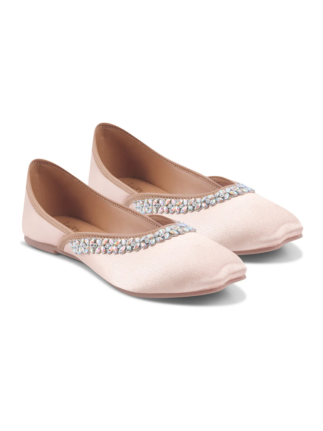 Embellished Crystal Work Ethnic Juttis - Image 17