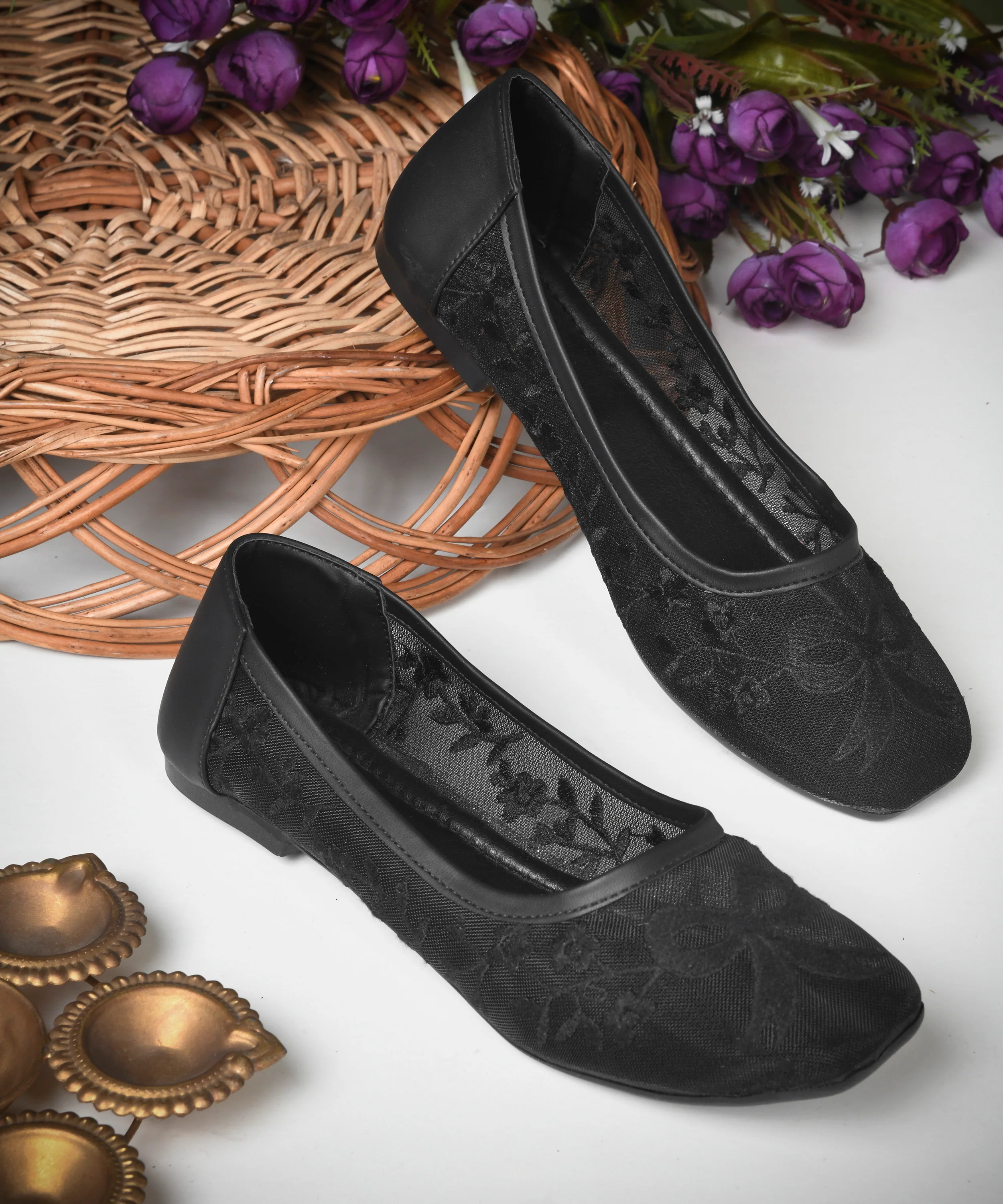 Embroidered Slip-On Ballerinas with Comfortable Fit - Image 7
