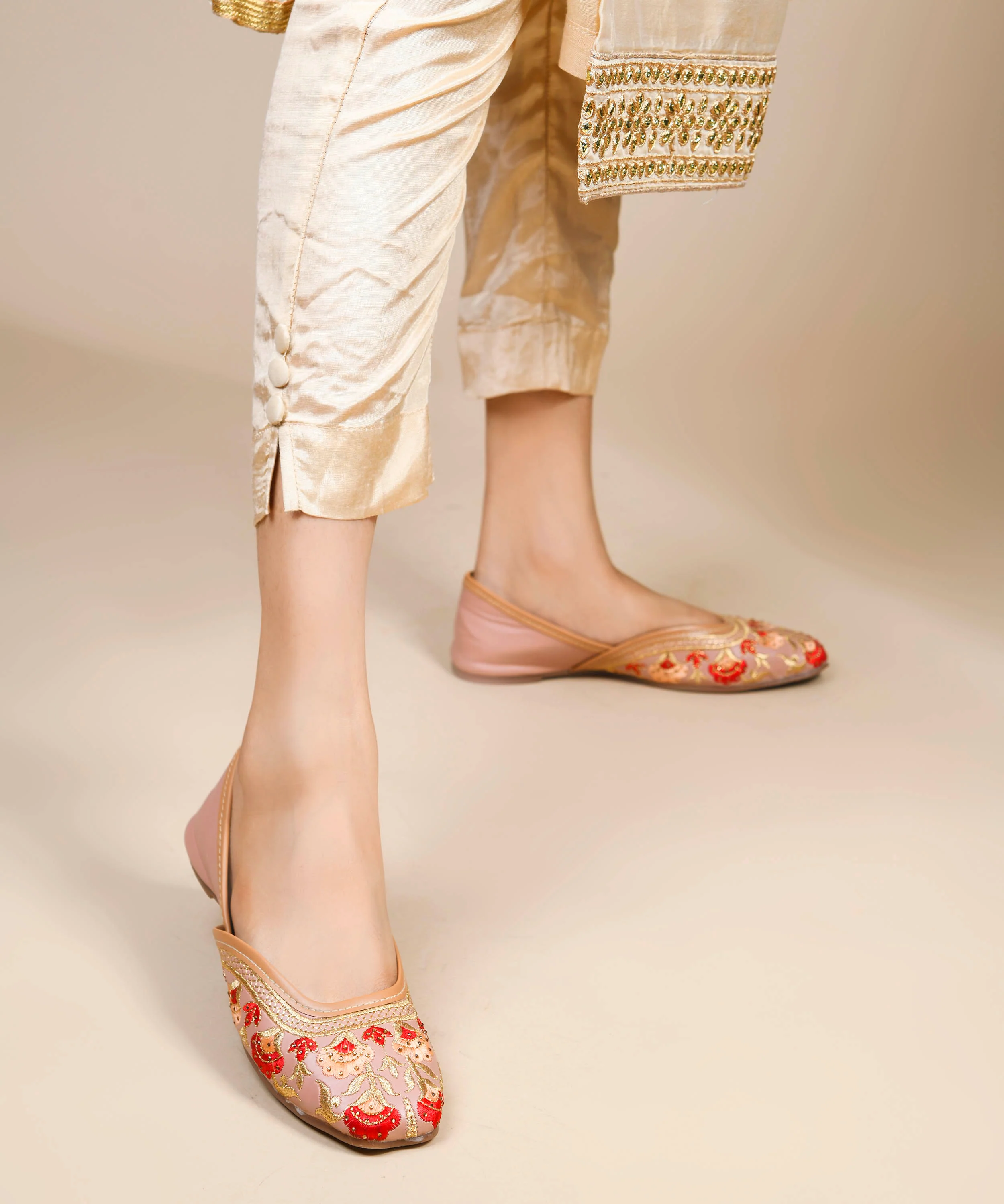 Embroidered Traditional Jutti Flats - Image 5