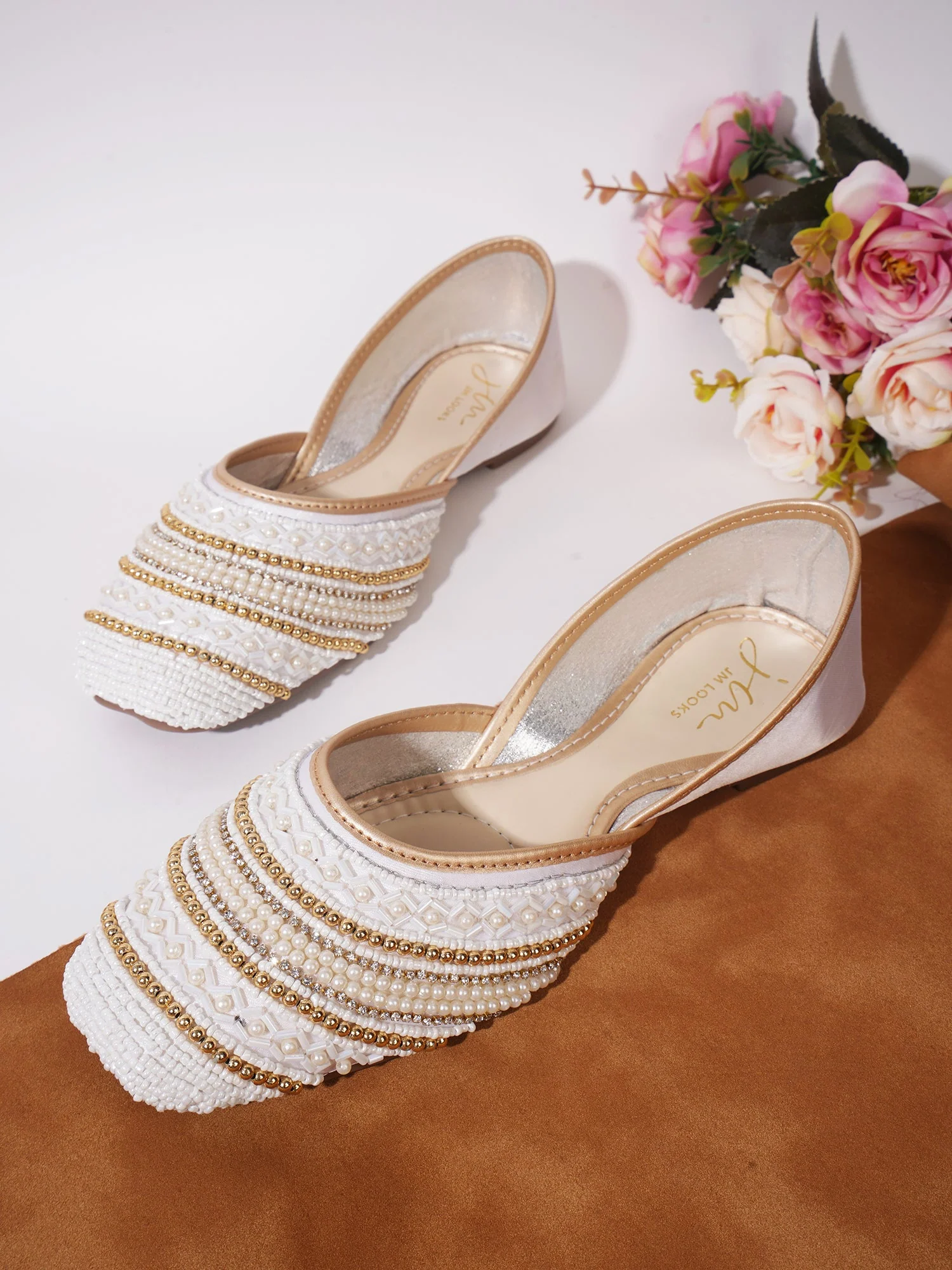 Jm Looks Embellished Pearl & Bead Juttis - Image 13