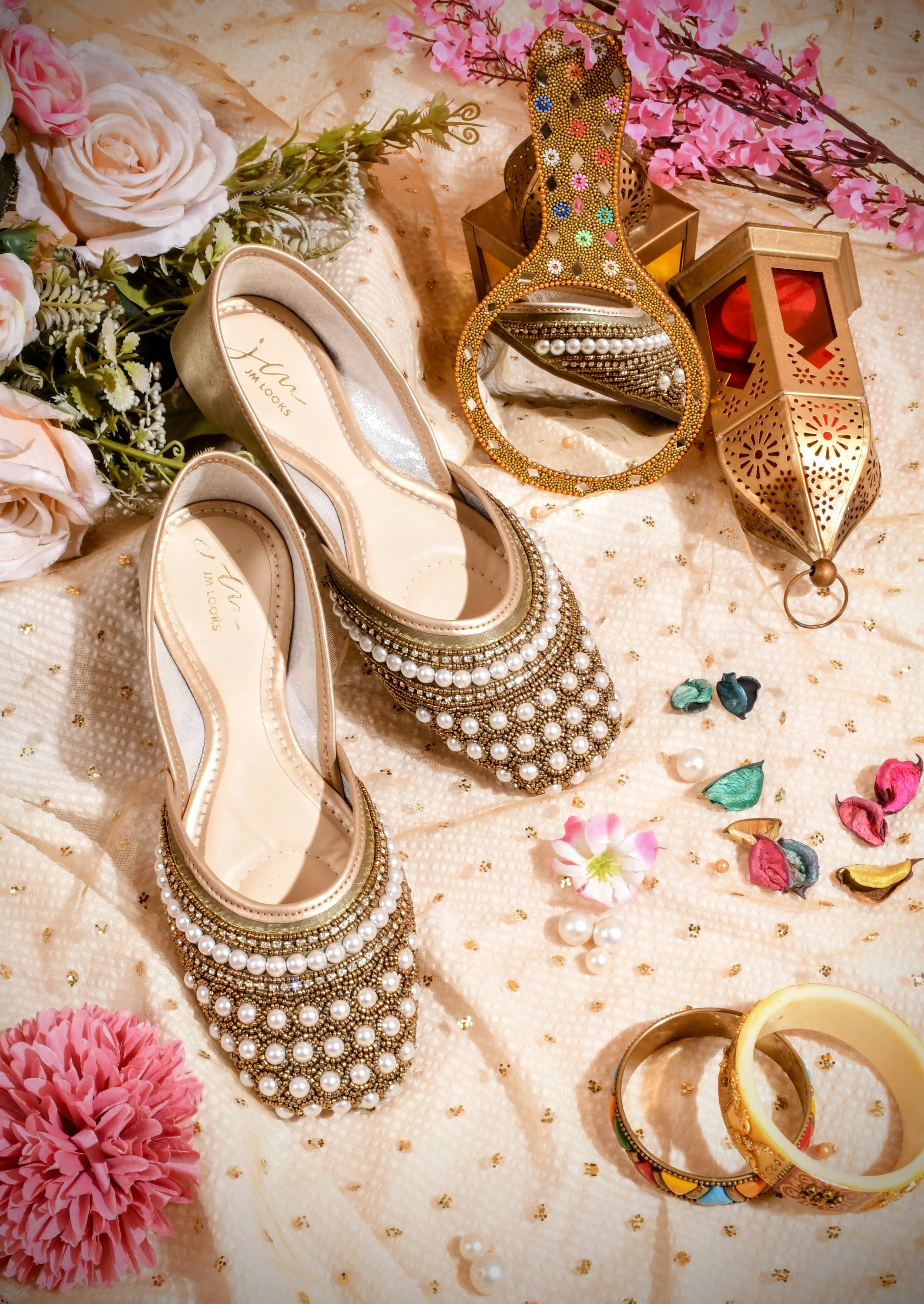 Ethnic Embellished Square Toe Jutti - Image 19