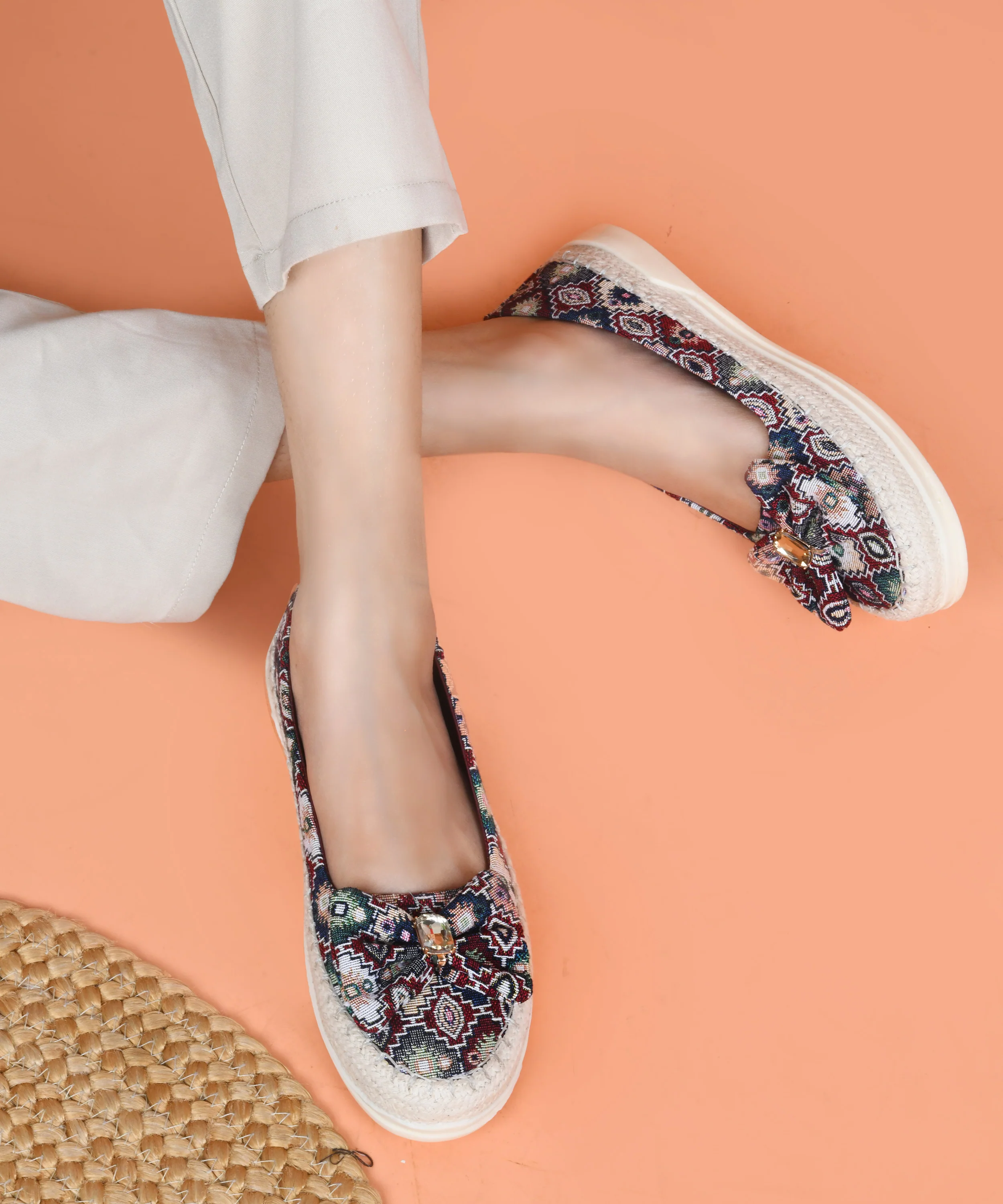 Ethnic Embroidered Loafers with Bow Design - Image 9