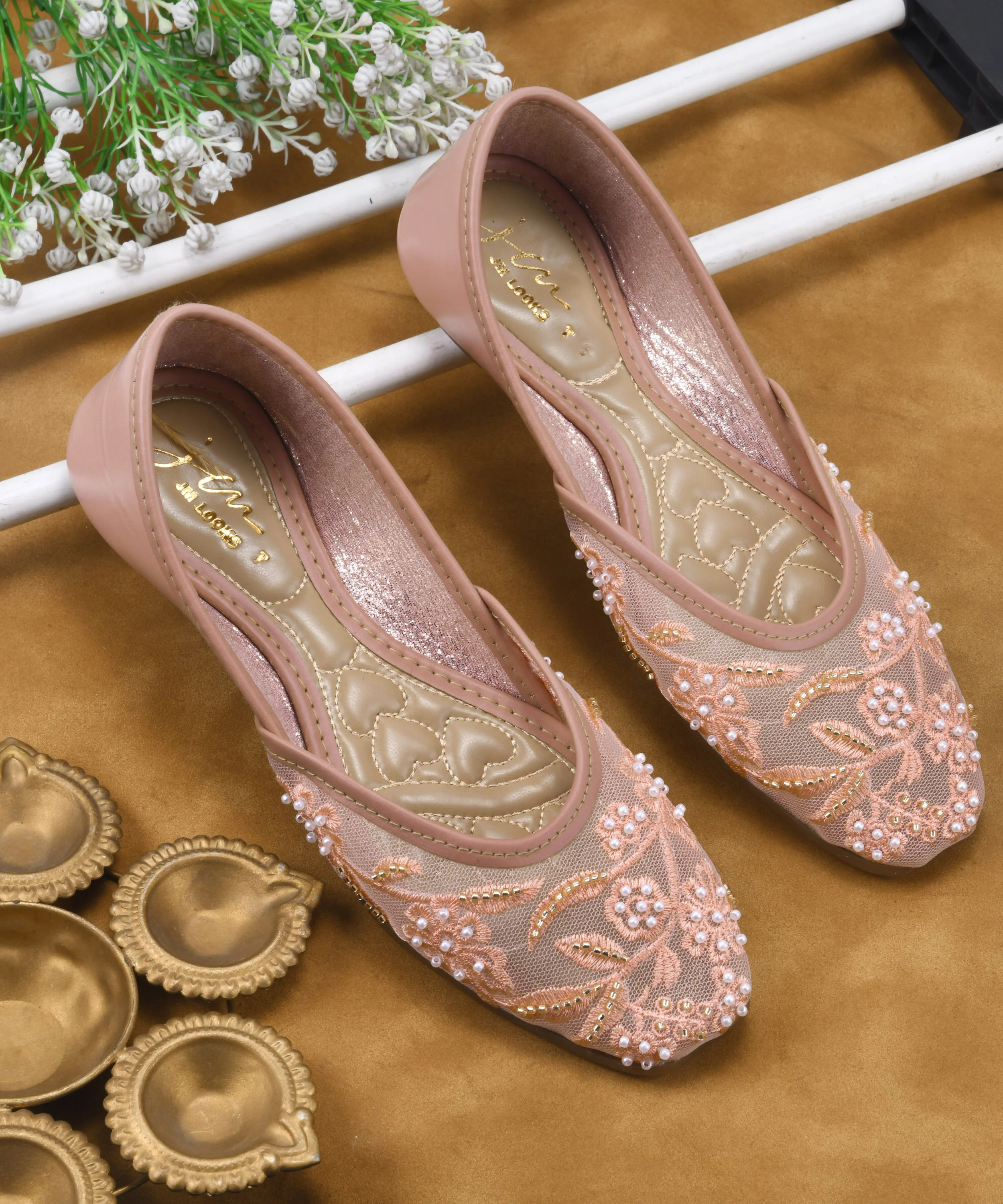 Festive Wear Juttis with Detailed Threadwork and Easy Slip-On Design - Image 7