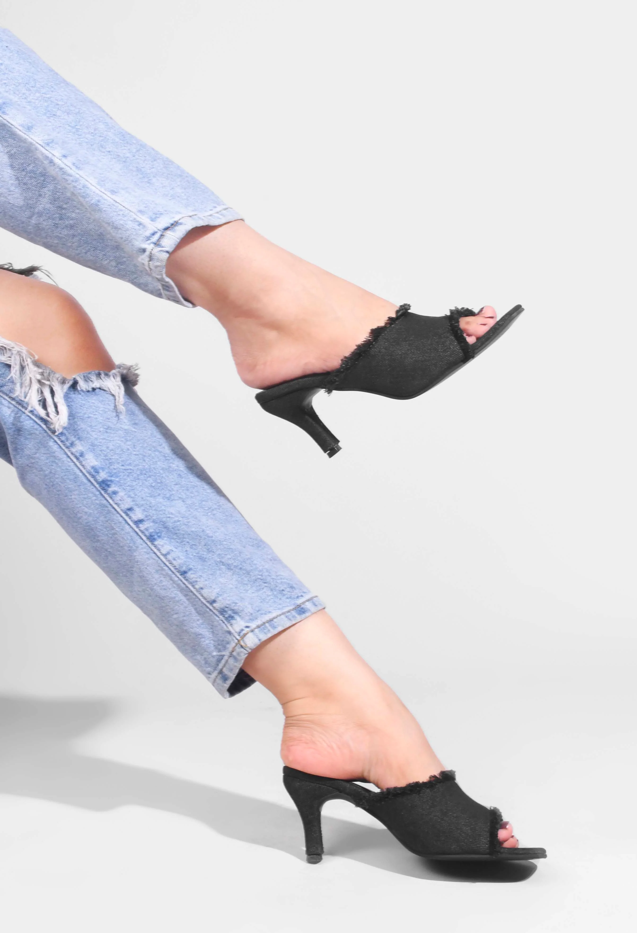 Jm Looks Women's Frayed Edge Kitten Heel Mules - Image 3