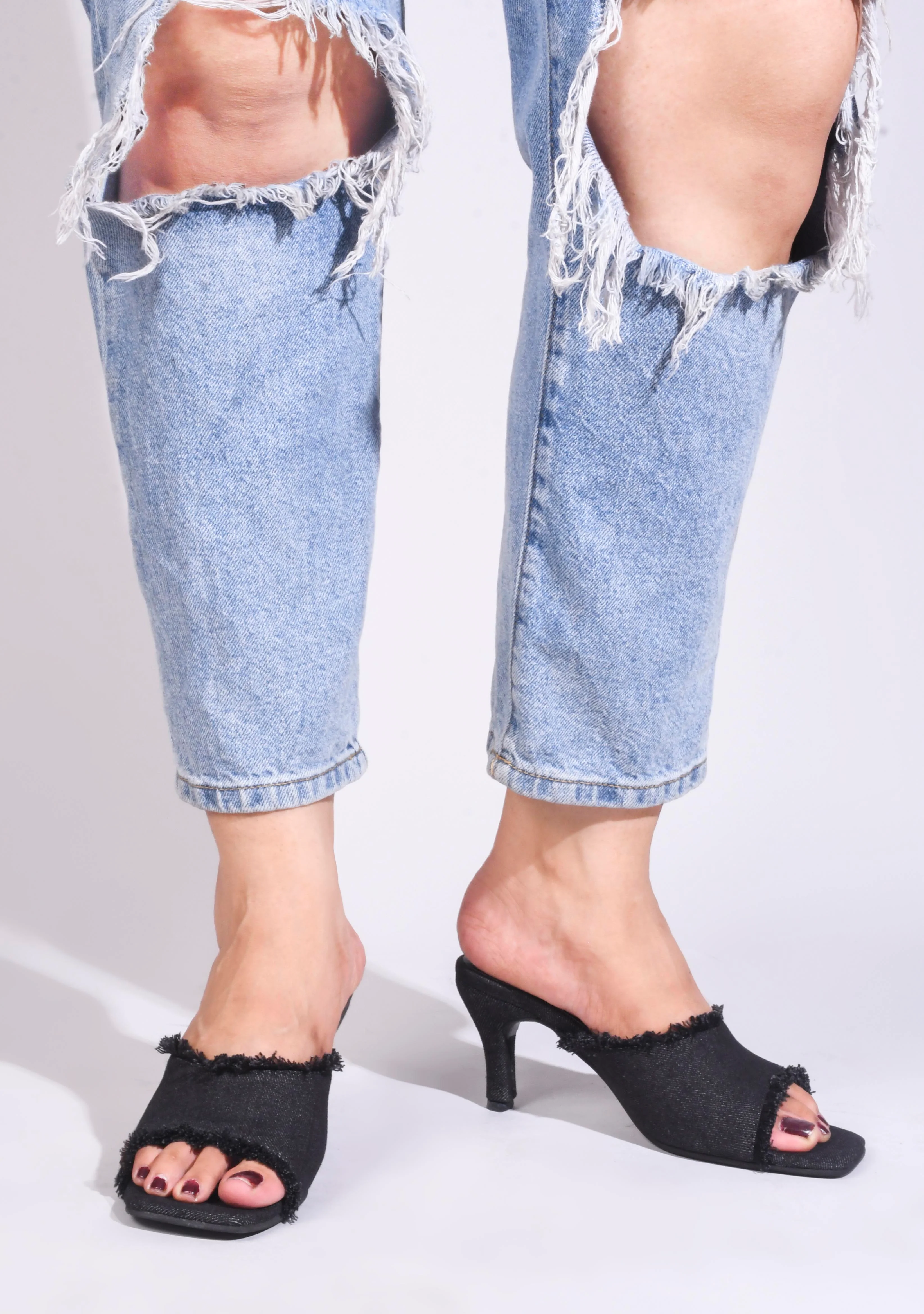 Jm Looks Women's Frayed Edge Kitten Heel Mules - Image 4