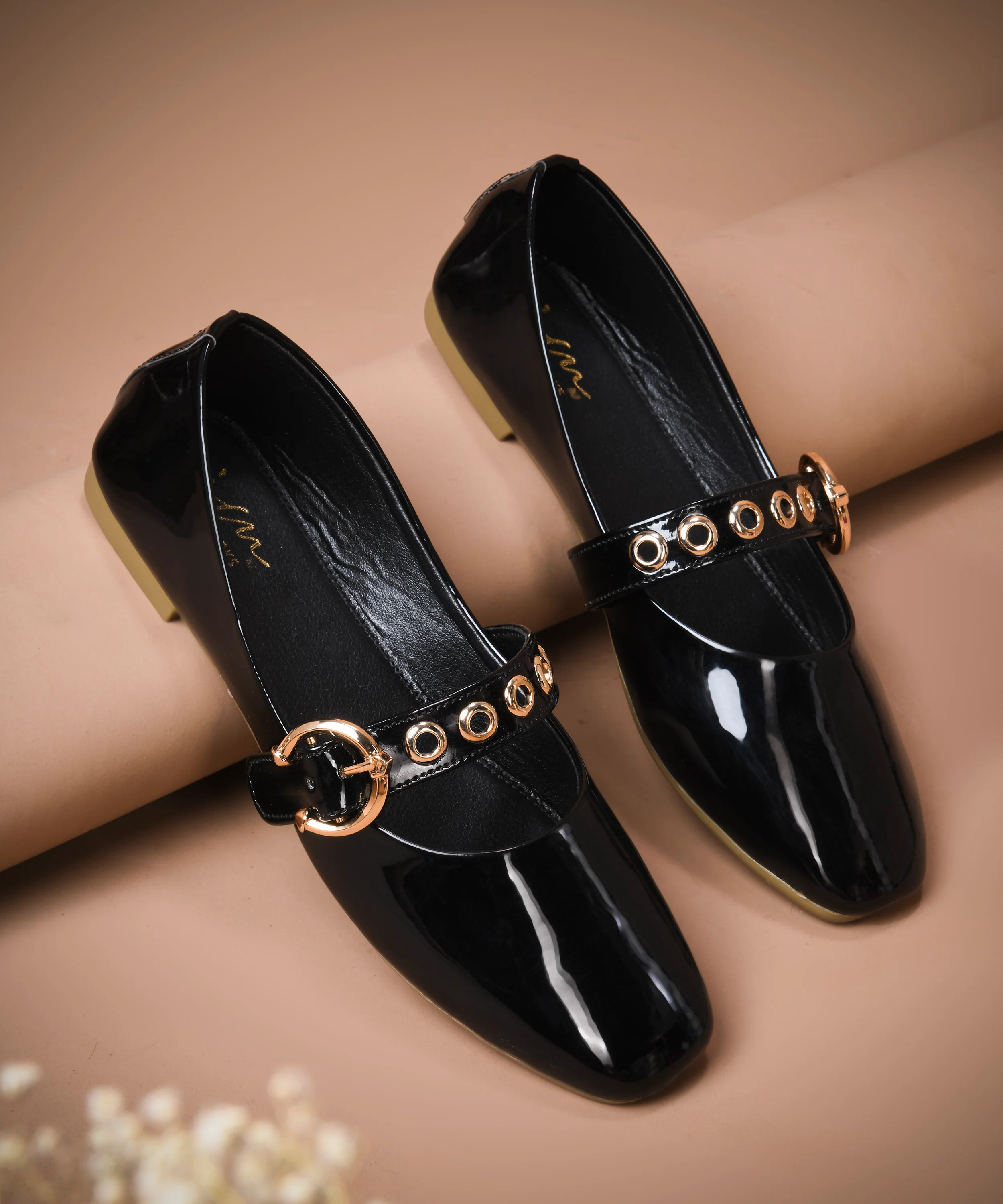 Glossy Chain-Detail Ballet Loafers - Image 7