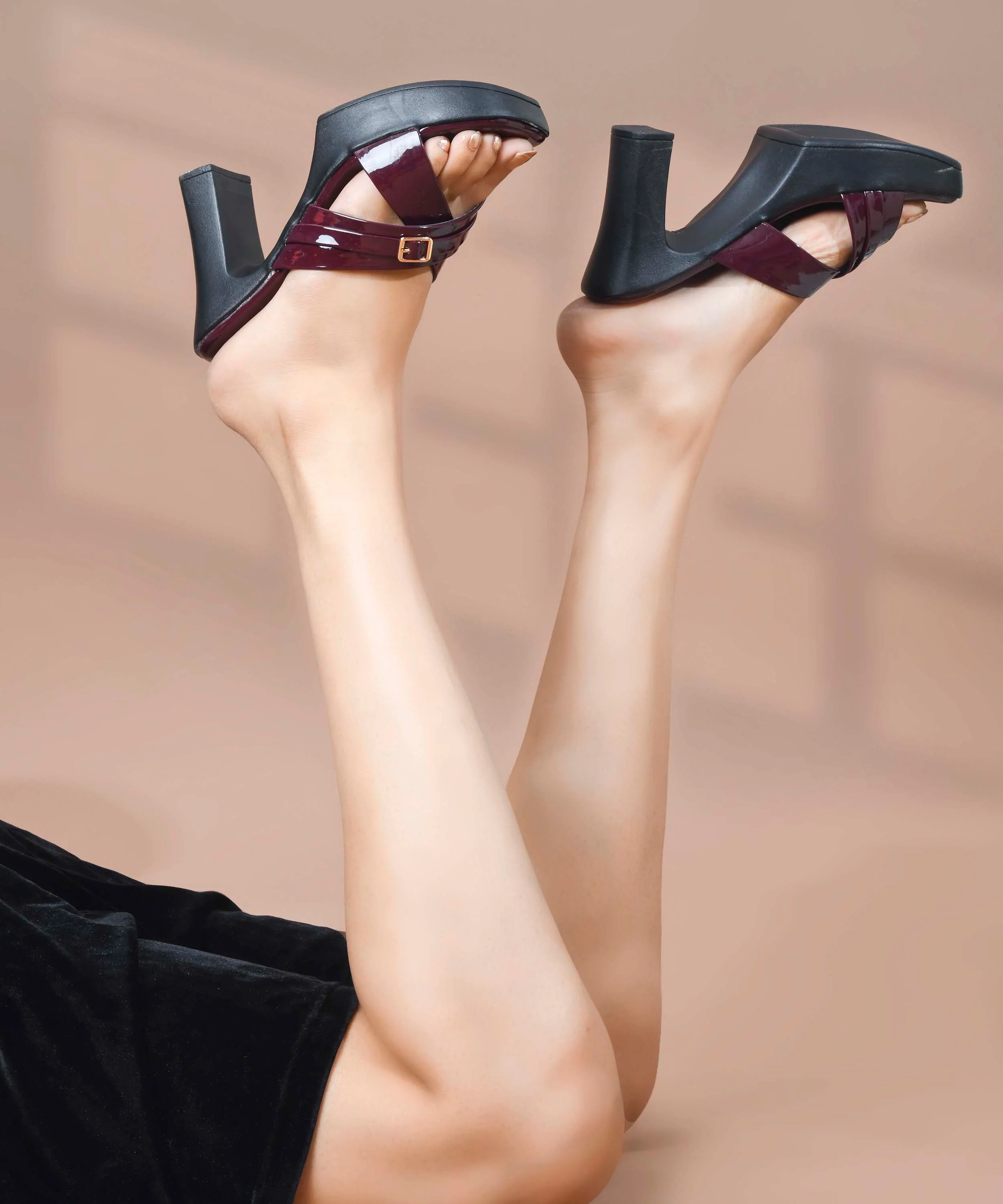 Glossy Cross-Strap Block Heels - Image 14