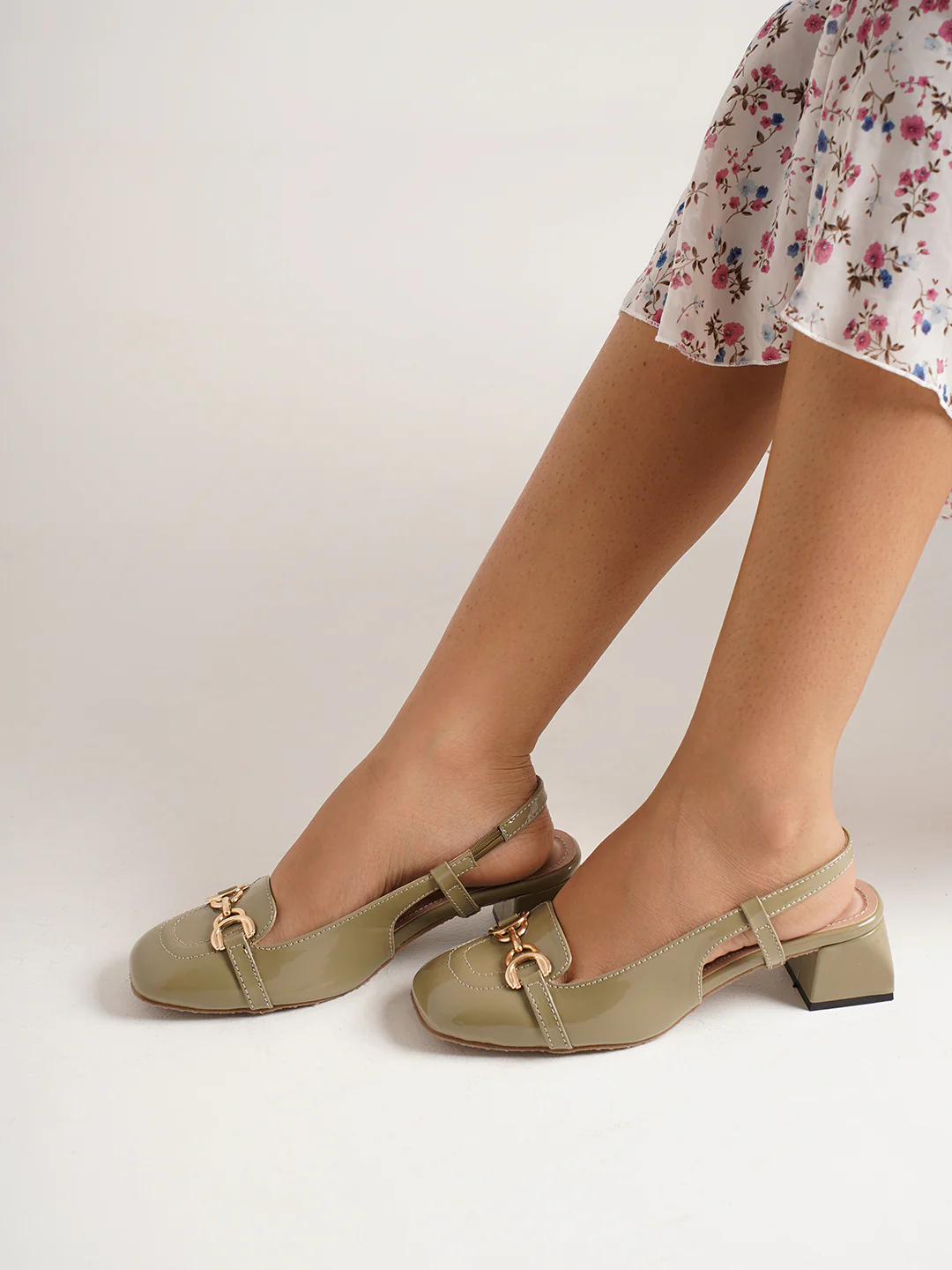 Glossy Gold Chain Slingback Loafers with Block Heel - Image 12