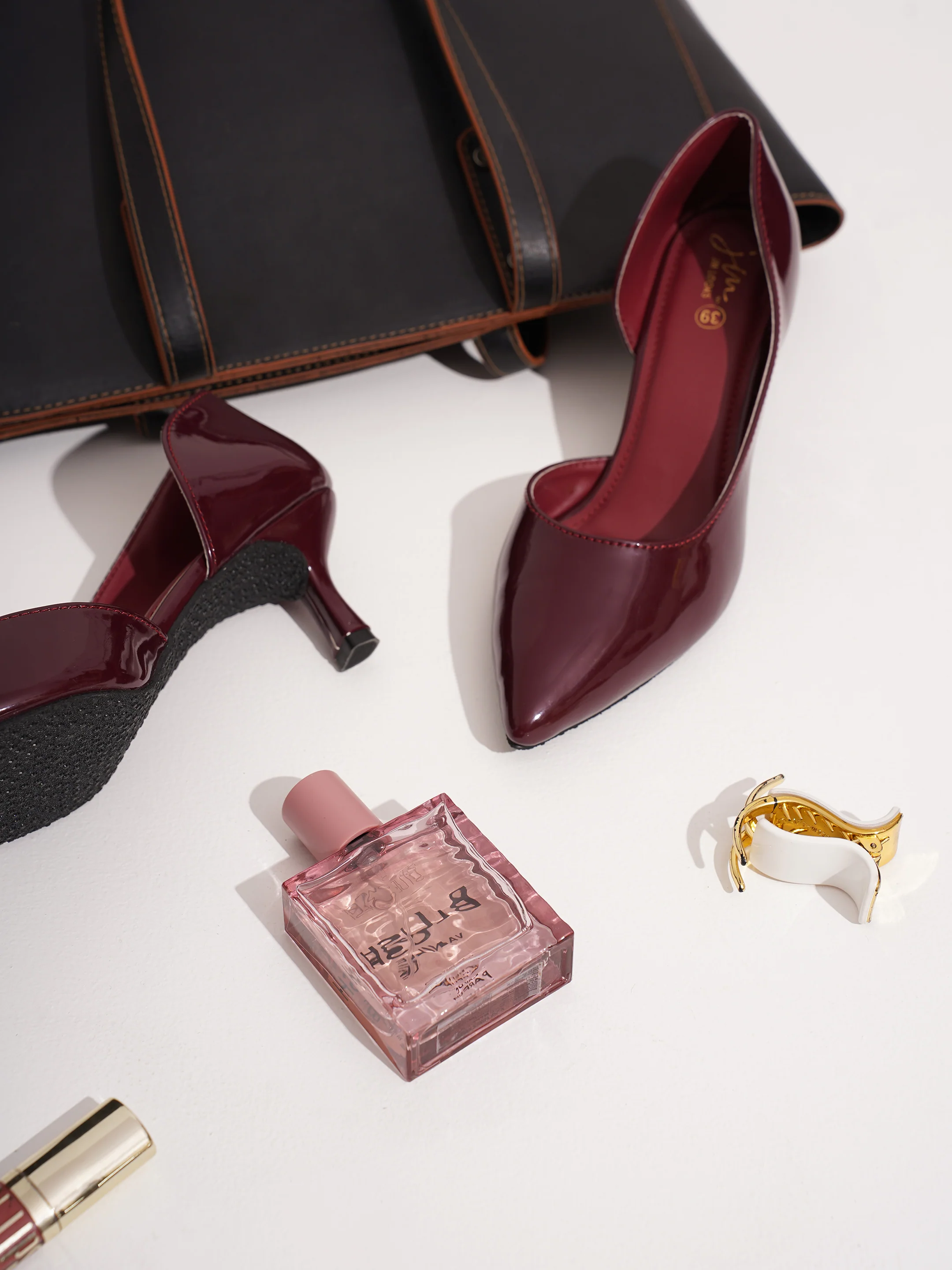 Glossy Kitten Heel Pumps with Pointed Toe - Image 15
