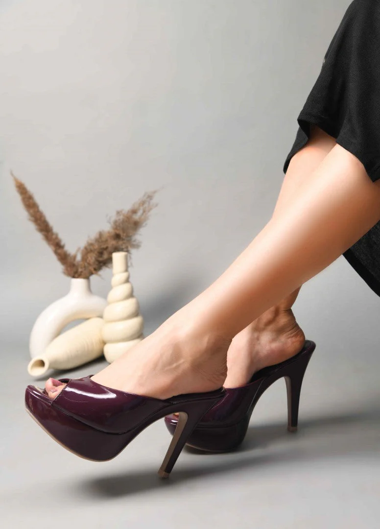 JM Looks Patent Peep Toe Platform Mules - Image 4