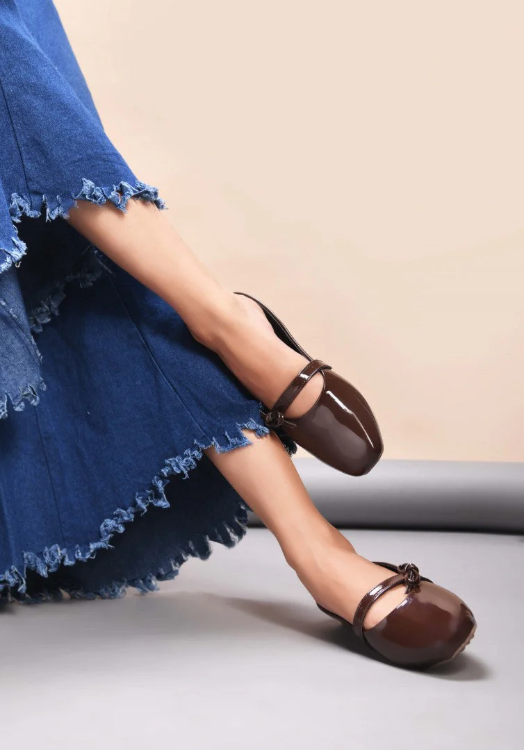 Glossy Slip-On Loafers With Bow - Image 3