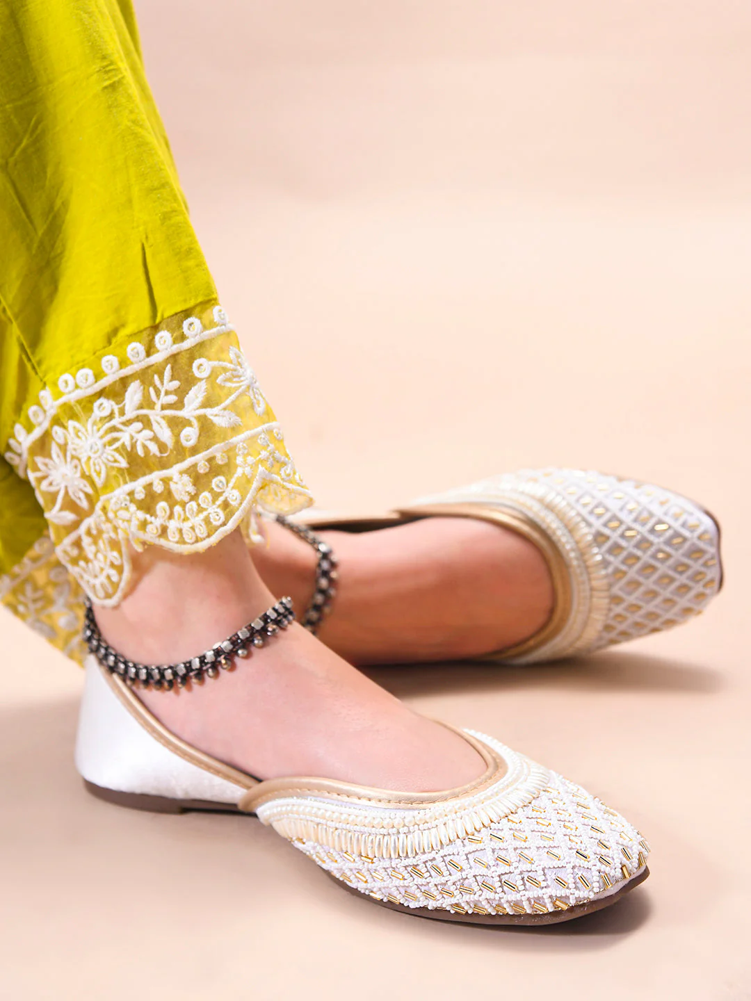 JM Looks Beaded Geometric Design Jutti - Image 16