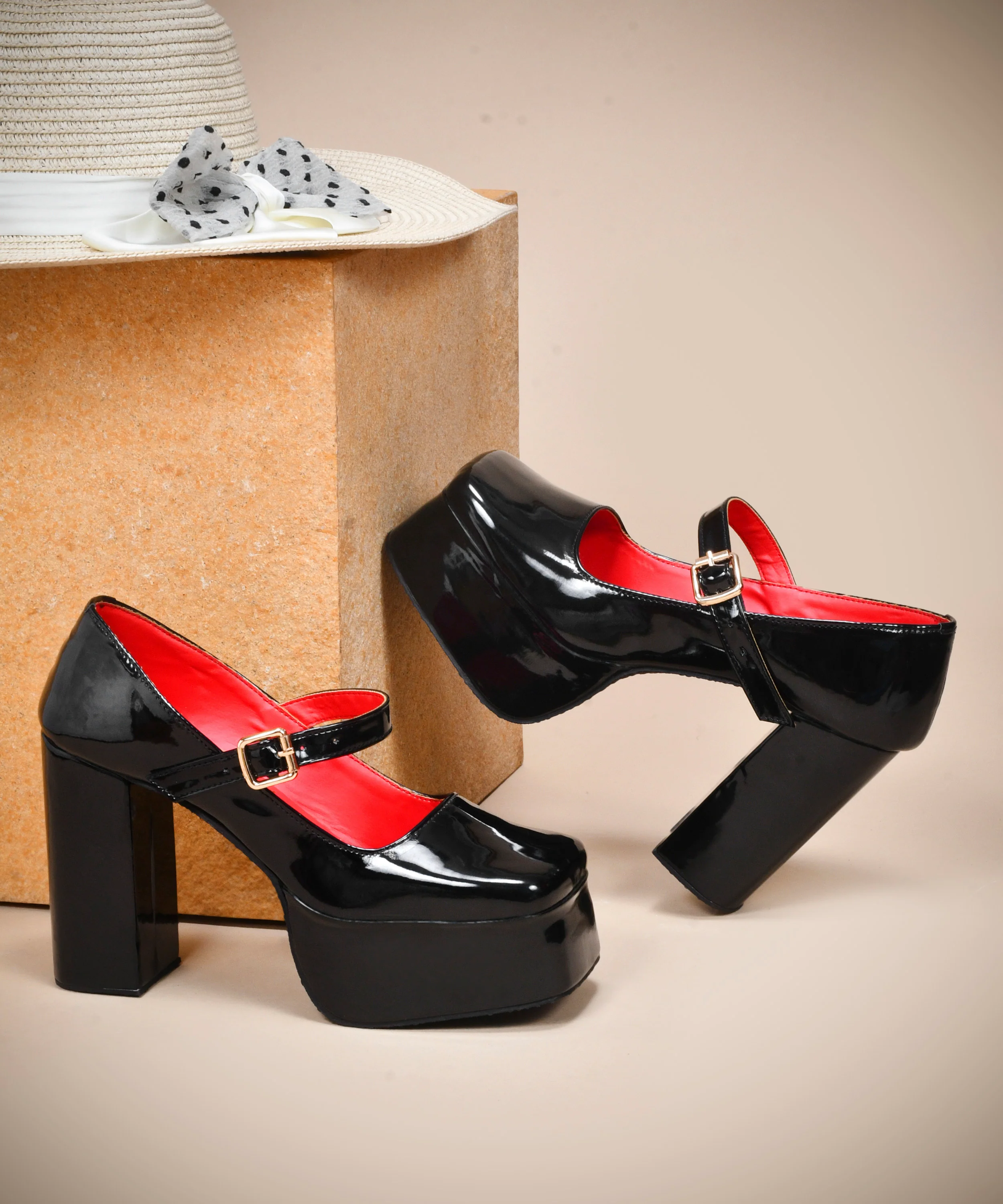 High-Rise Gloss Platform Heels with Retro Strap Design - Image 4