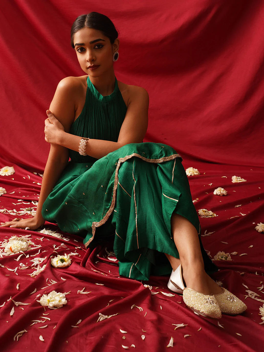 JM Looks Sequin Embellished Floral Jutti - Image 15