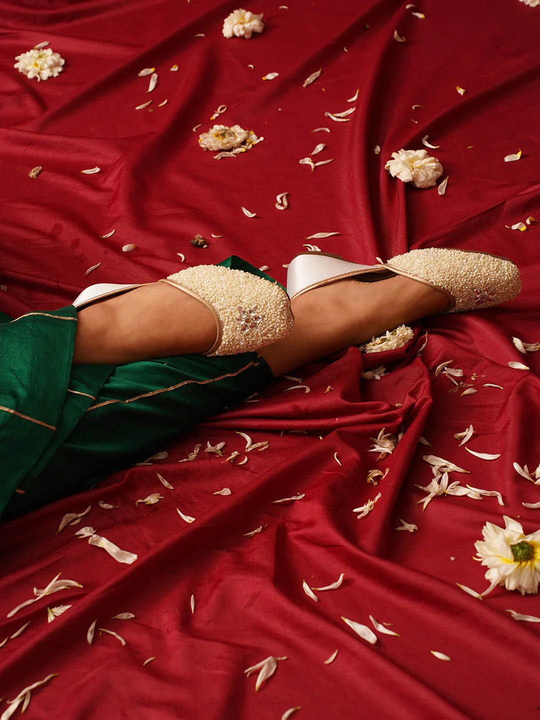 JM Looks Sequin Embellished Floral Jutti - Image 16