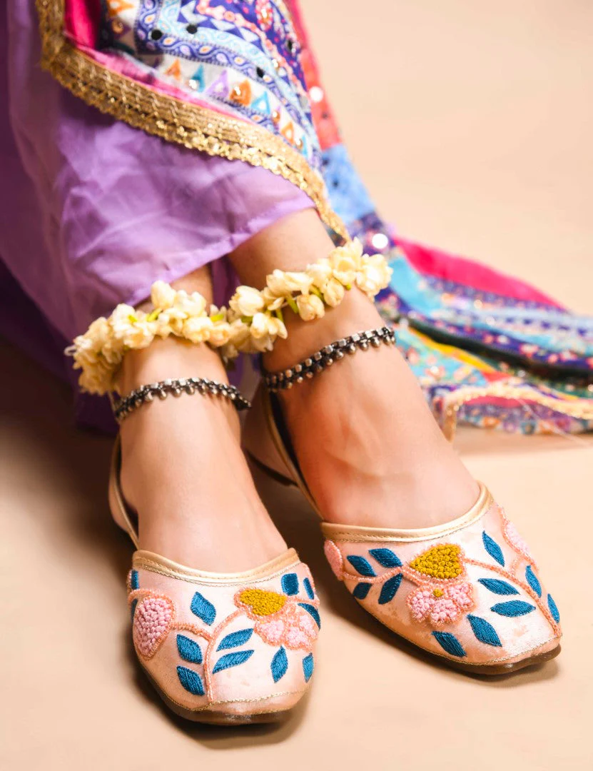 Jm Looks Floral Embroidered Juttis for Women - Image 15